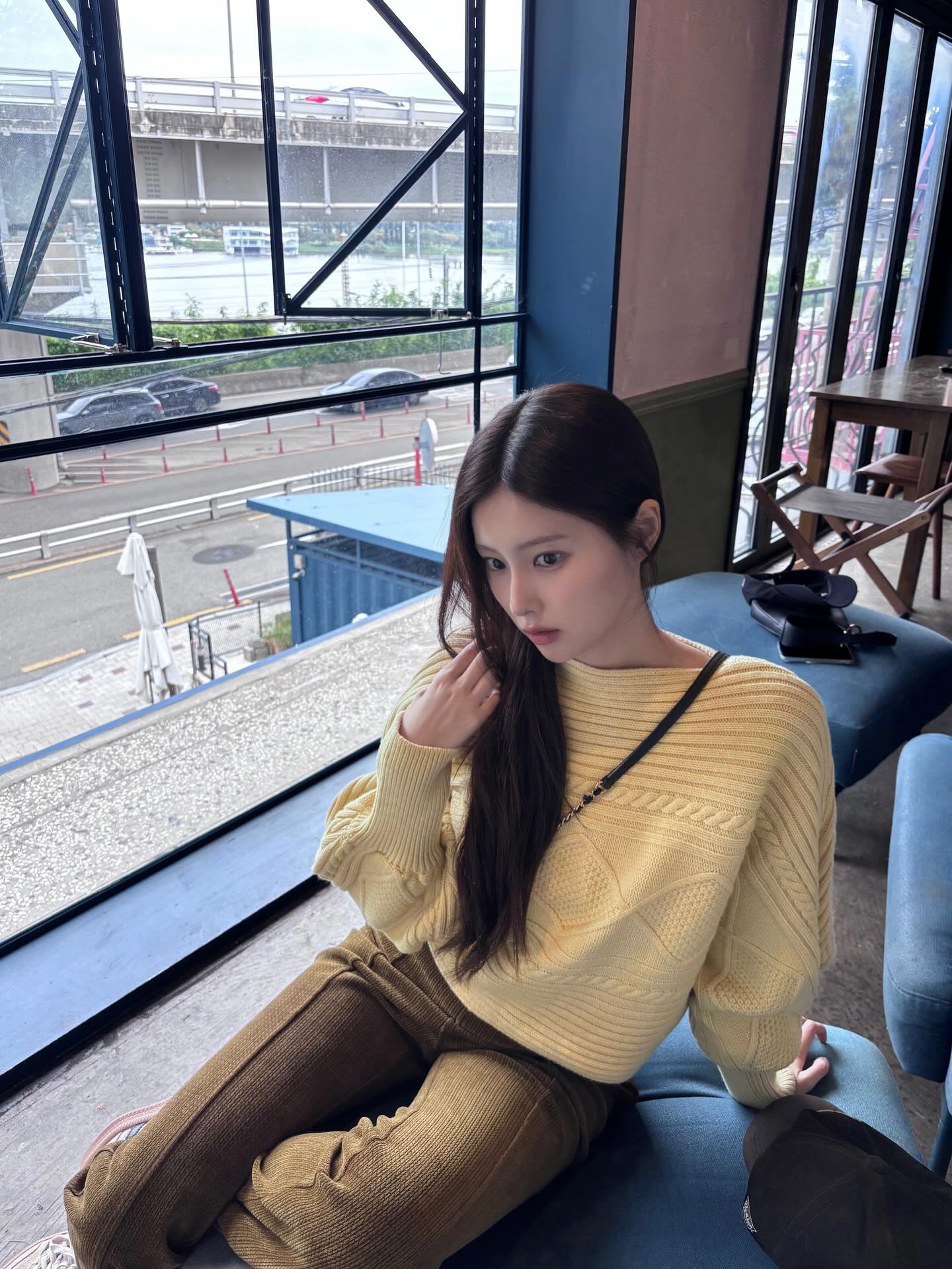 오늘도 입고 내일도 입을 니트🤍
입기만 해도 포근한 니트로 가을 분위기 내기🍁 이미지3