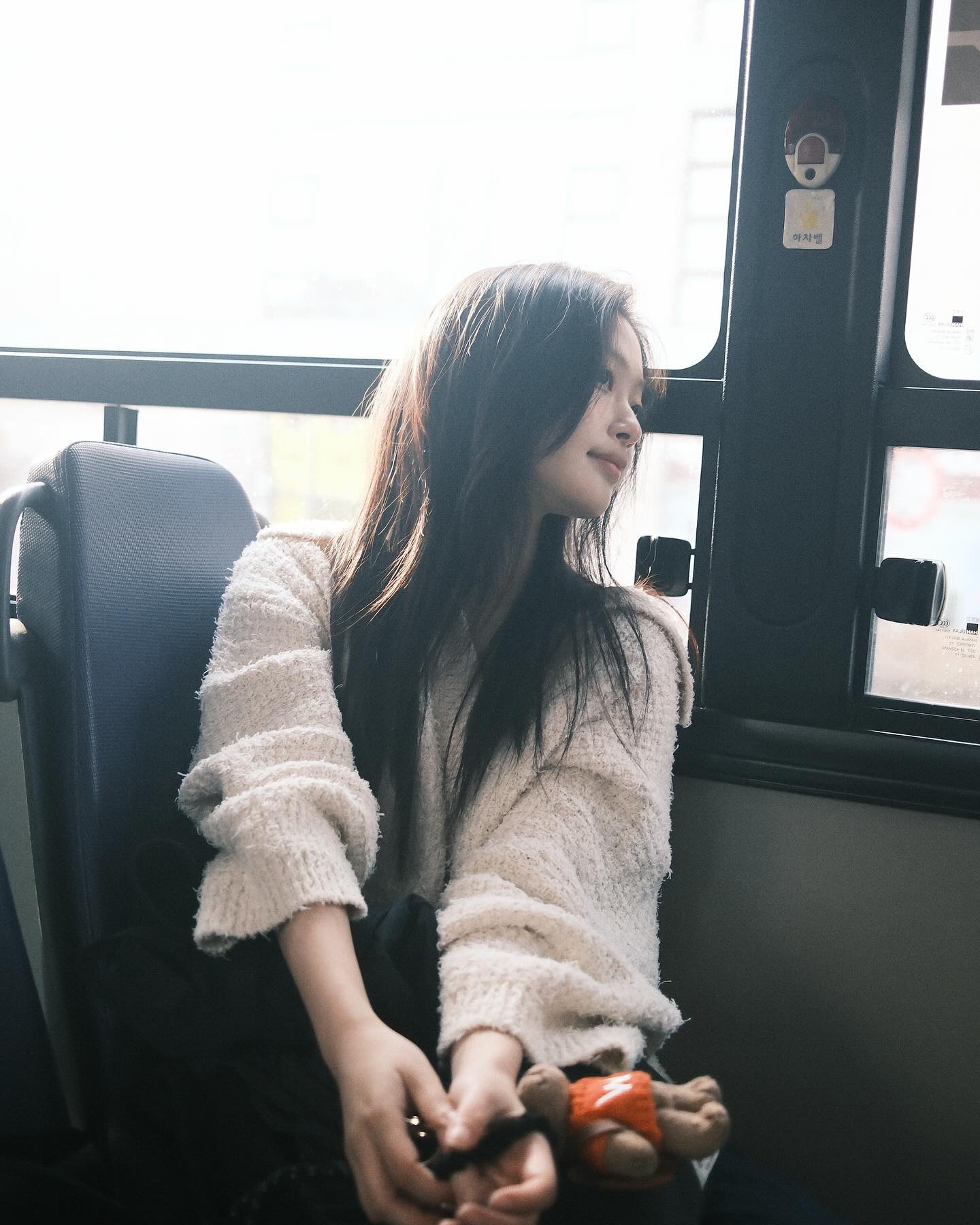 오늘도 입고 내일도 입을 니트🤍
입기만 해도 포근한 니트로 가을 분위기 내기🍁 이미지7