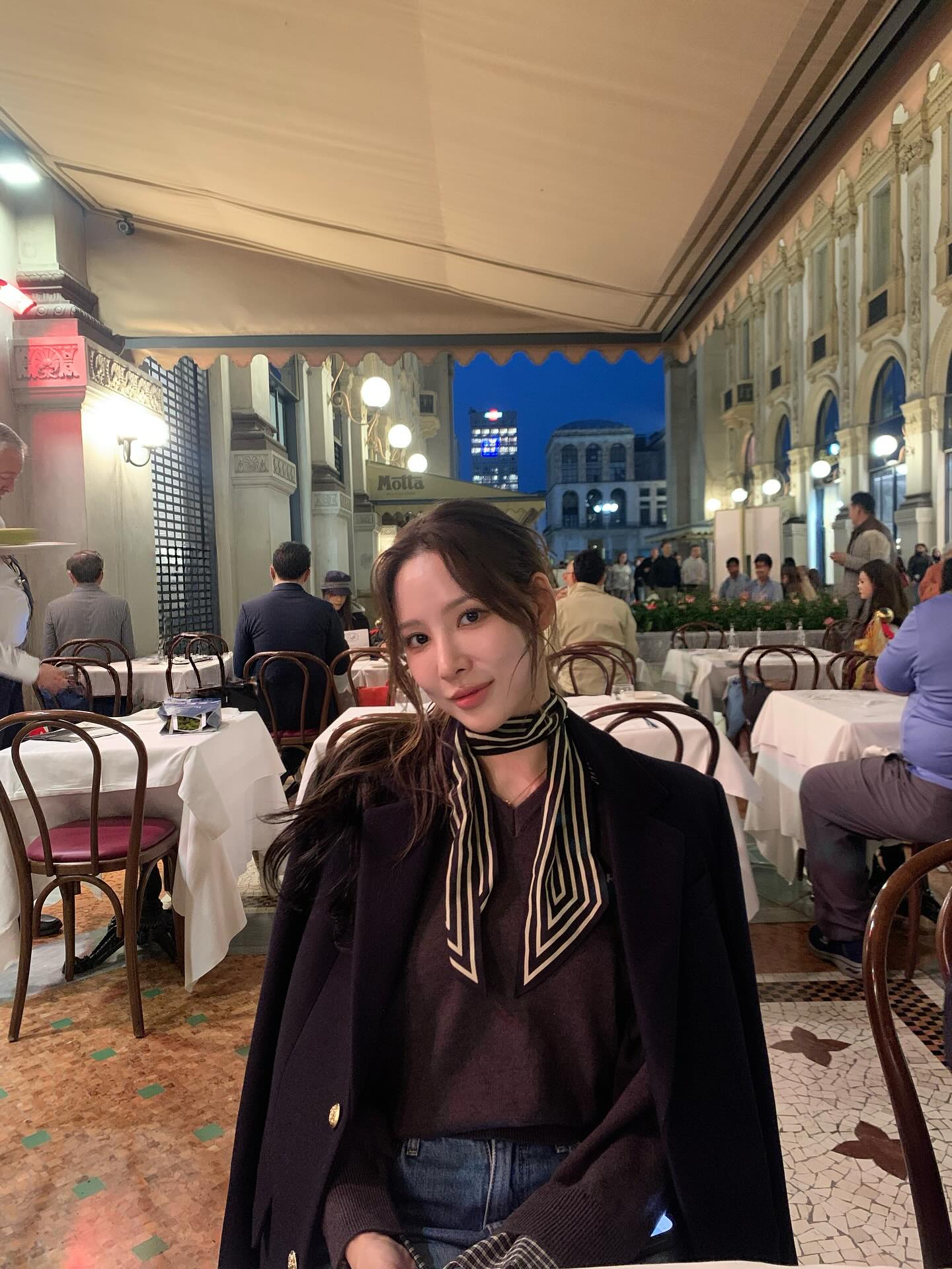 연관 토픽 이미지