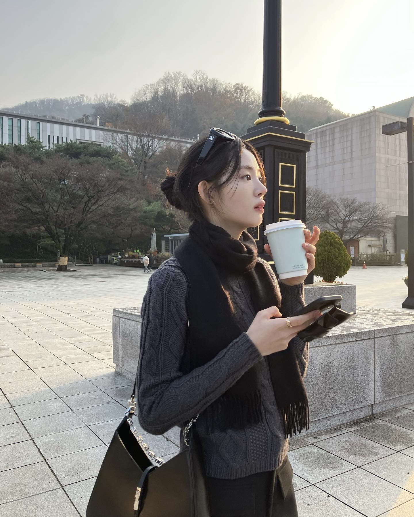 아 그때 살걸... 후회하지 말고🤷🏻♀️ 몽글해지는 포근한 꽈배기 니트로 따뜻한 겨울 준비하자🧶🤍 이미지