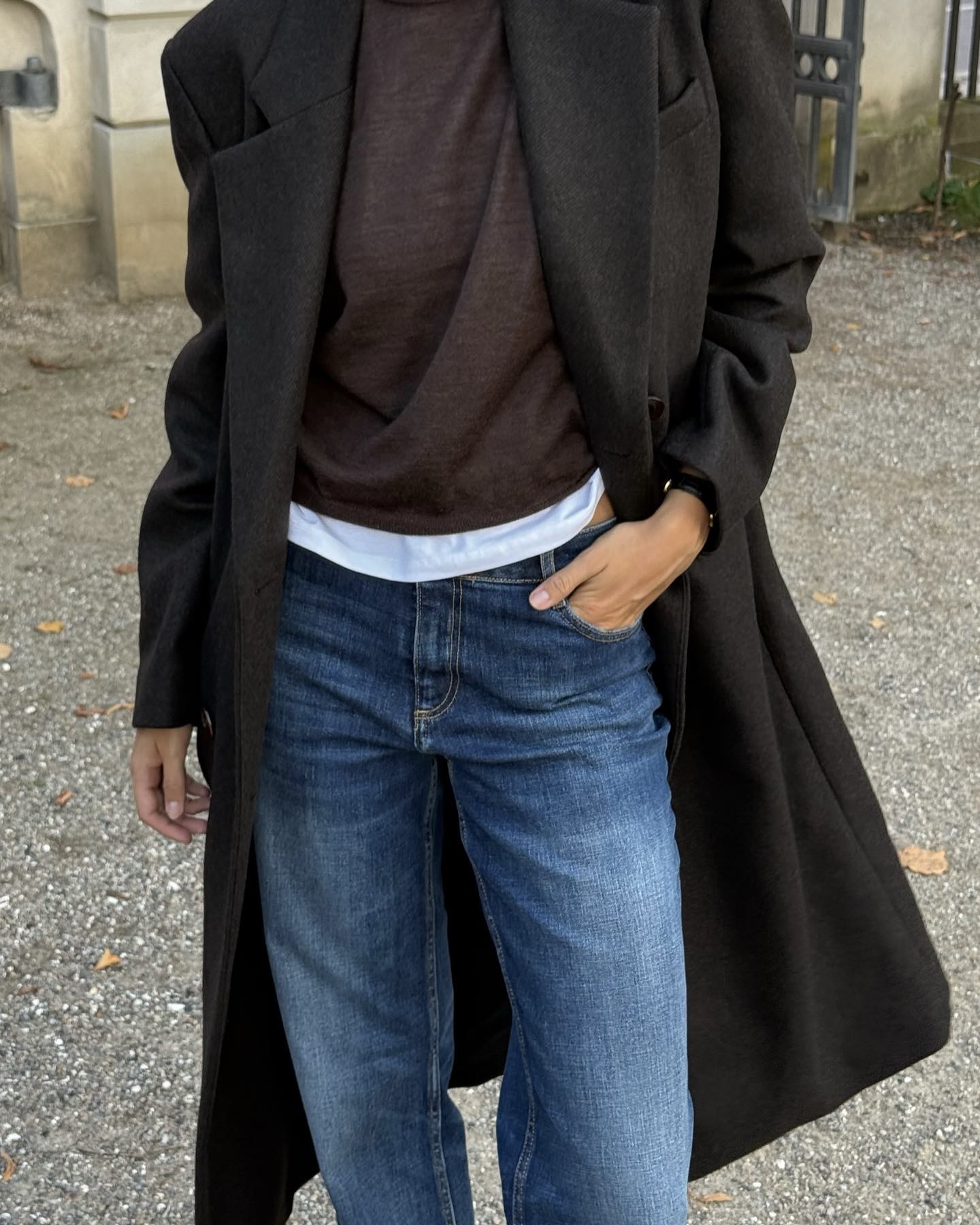 - 3kg처럼 보이는 시가렛 진✨
오버핏 말고 깔끔하게 떨어지는 슬림한 시가렛 진 입을 때👖🖤 이미지4