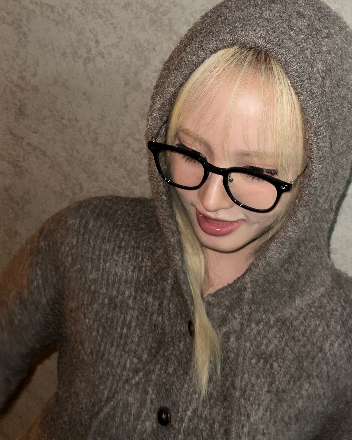 후드집업이 너무 캐주얼하다면🤔
이럴 땐 모던한 무드의 감각적인 후드 가디건을 입어보자🧵💗 이미지6