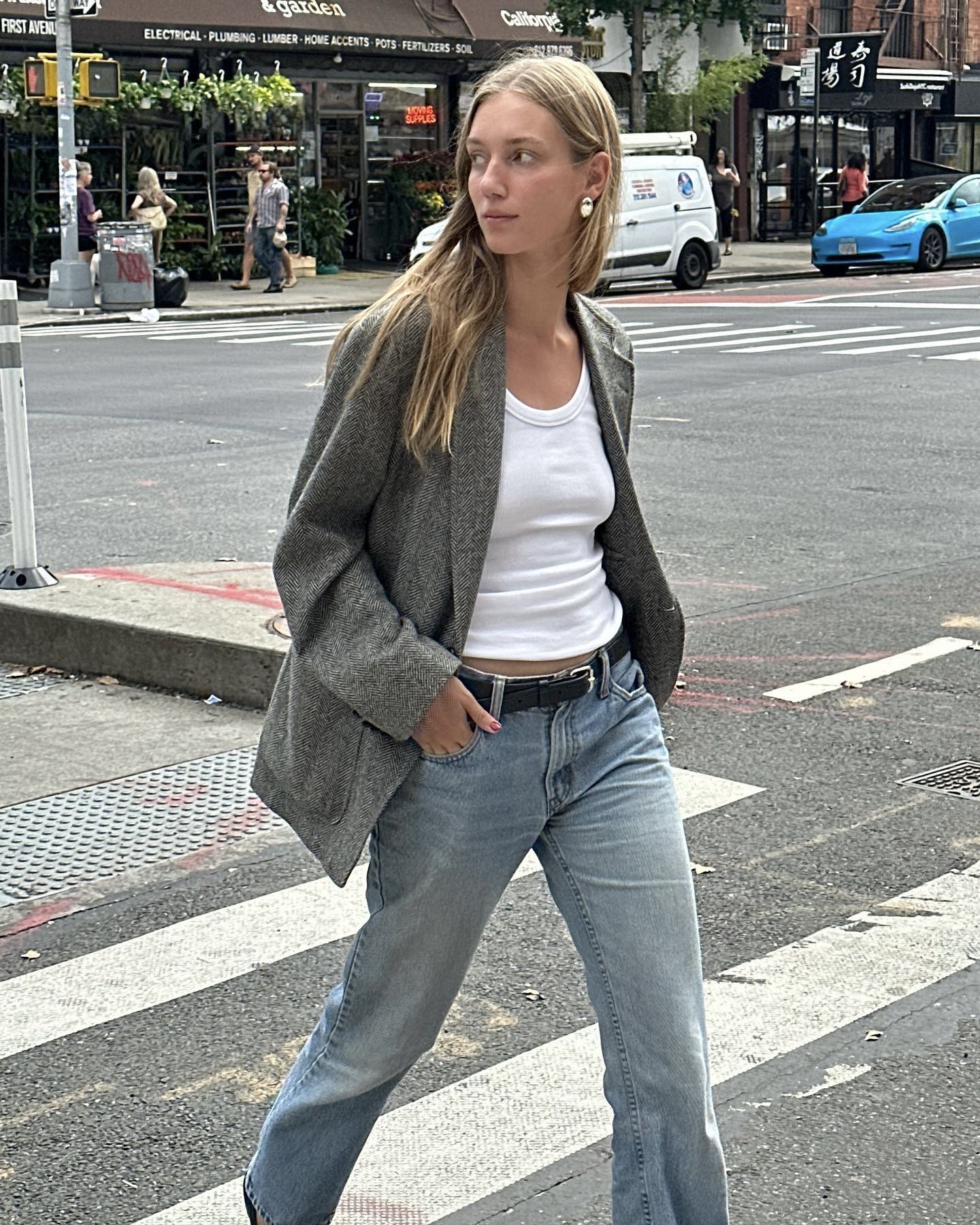 - 3kg처럼 보이는 시가렛 진✨ 오버핏 말고 깔끔하게 떨어지는 슬림한 시가렛 진 입을 때👖🖤 이미지