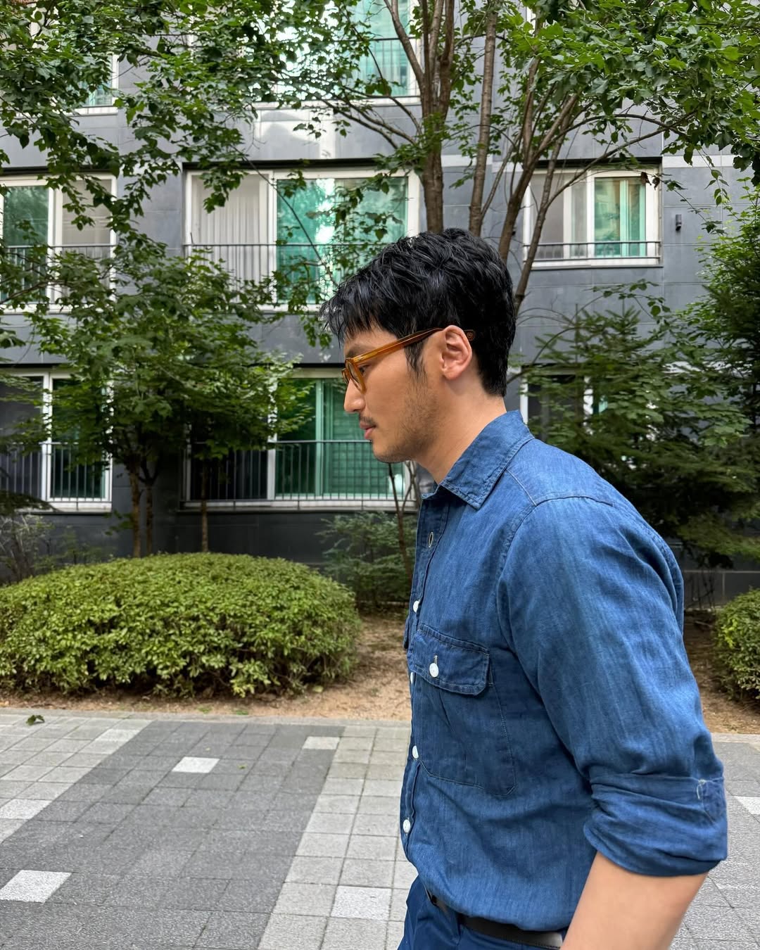 데님셔츠는 남친룩 정석👔 이미지6