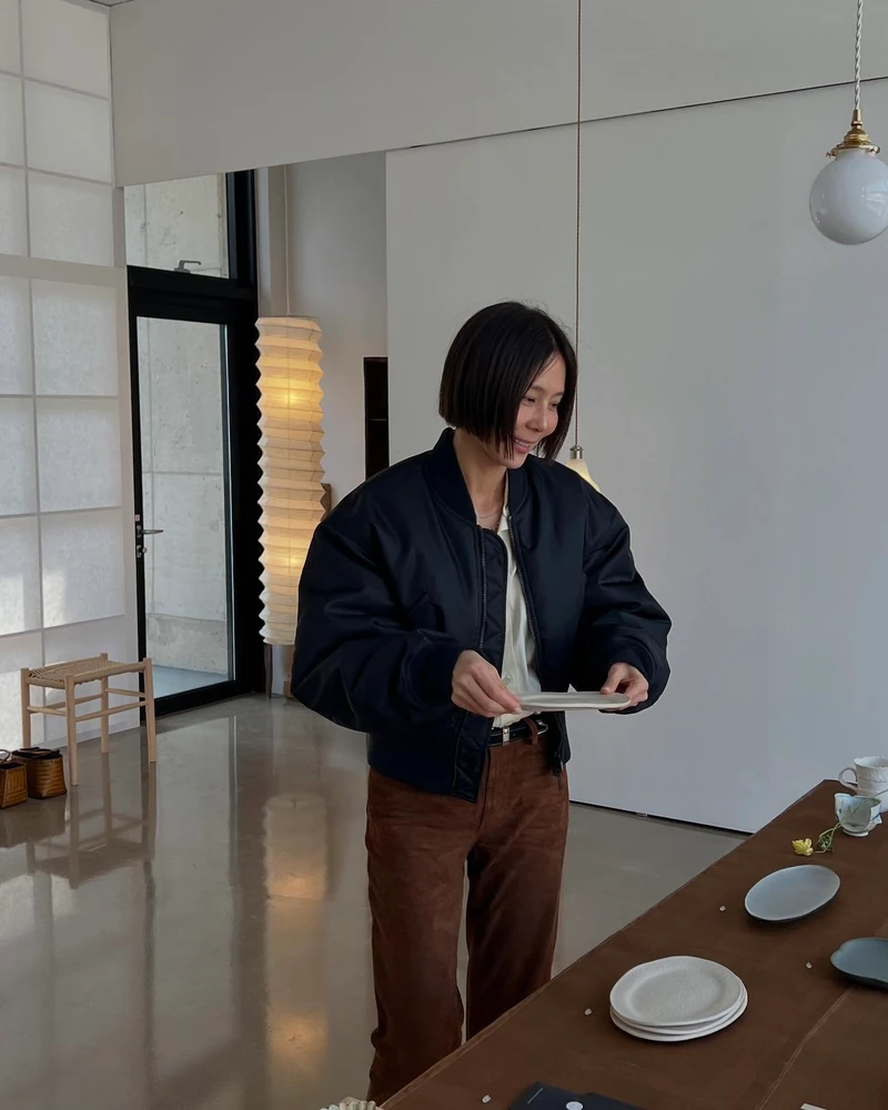 나영 언니의 애착 바지는?💡
한파에 휘뚜루마뚜루 입기 좋은 코듀로이 팬츠☑️👀미리 준비! 이미지2