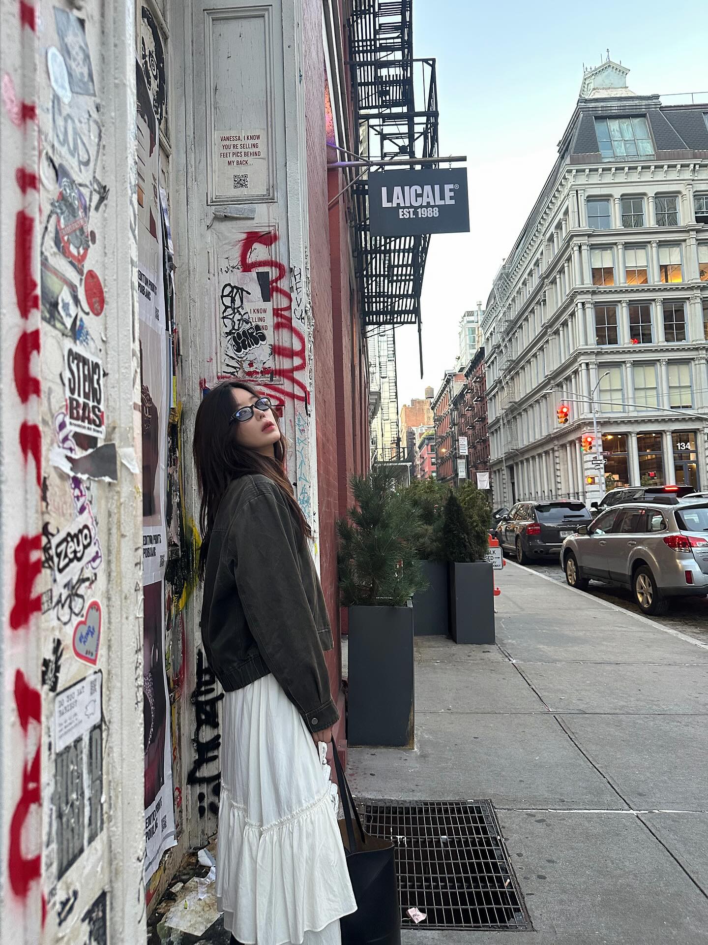 데이트룩은 화이트 원피스로🤍
화사함과 여리함 챙길 수 있는 화이트 원피스로 여친룩 완성🎀💘 이미지2