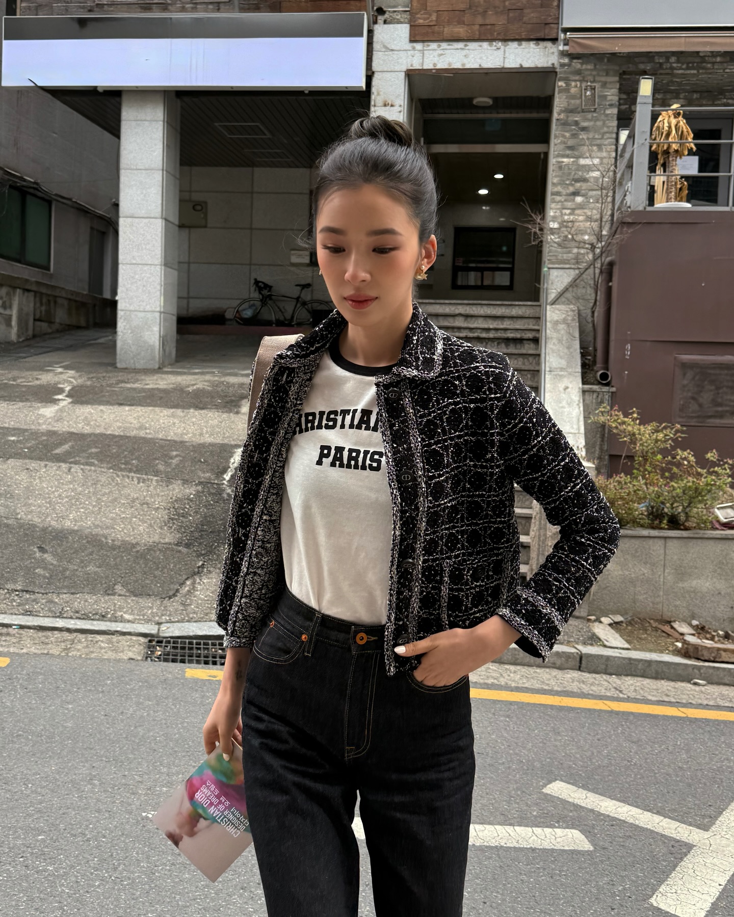 정전기 잘 나는 계절엔 똥머리로💨
깔끔하게 똥머리 묶고 예쁜 목선 자랑해봐✨💓 이미지7