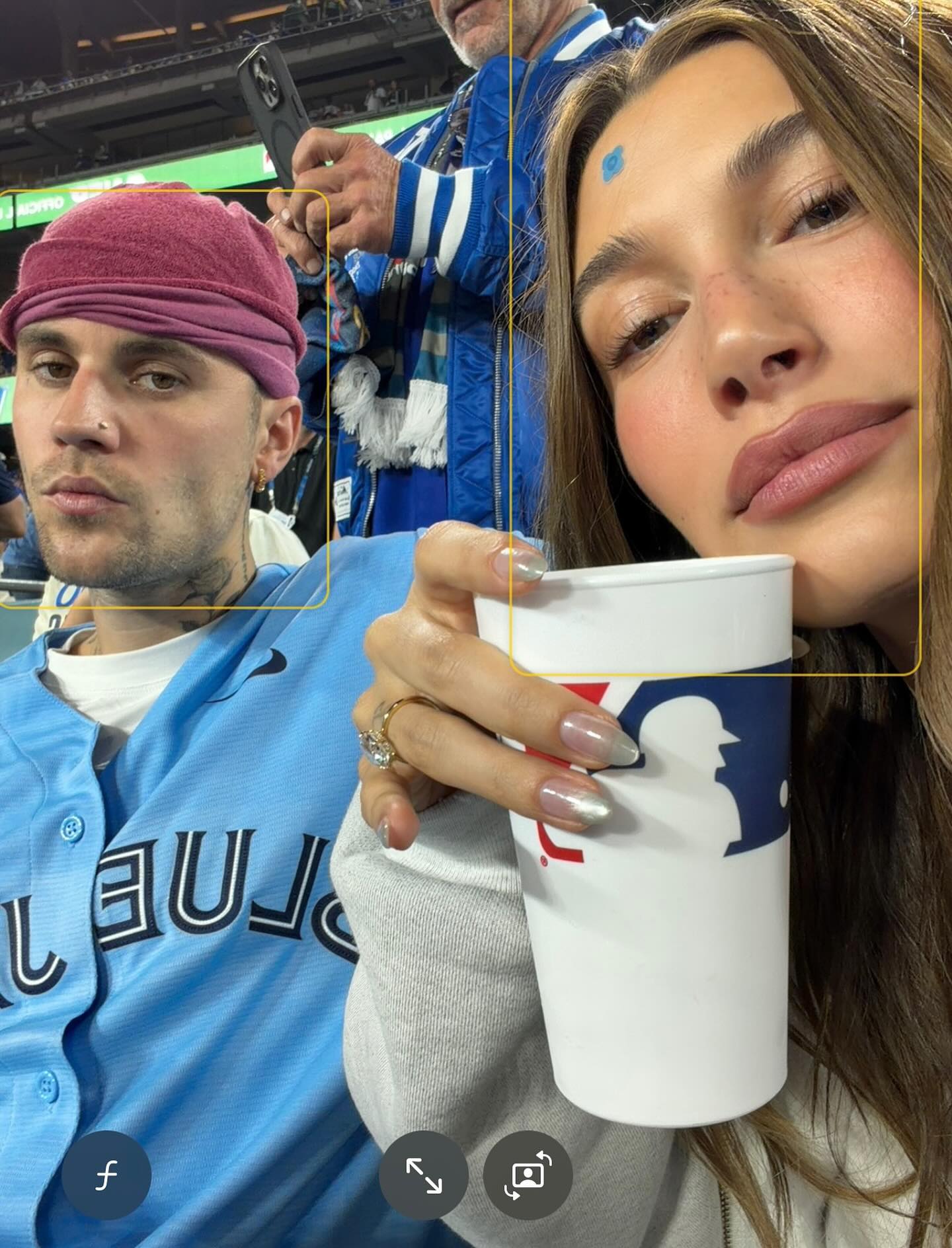 그라데이션 네일이 이렇게 예뻤나💅 원컬러가 질렸다면 은은한 그라데이션으로 포인트 주기💫🩶 이미지