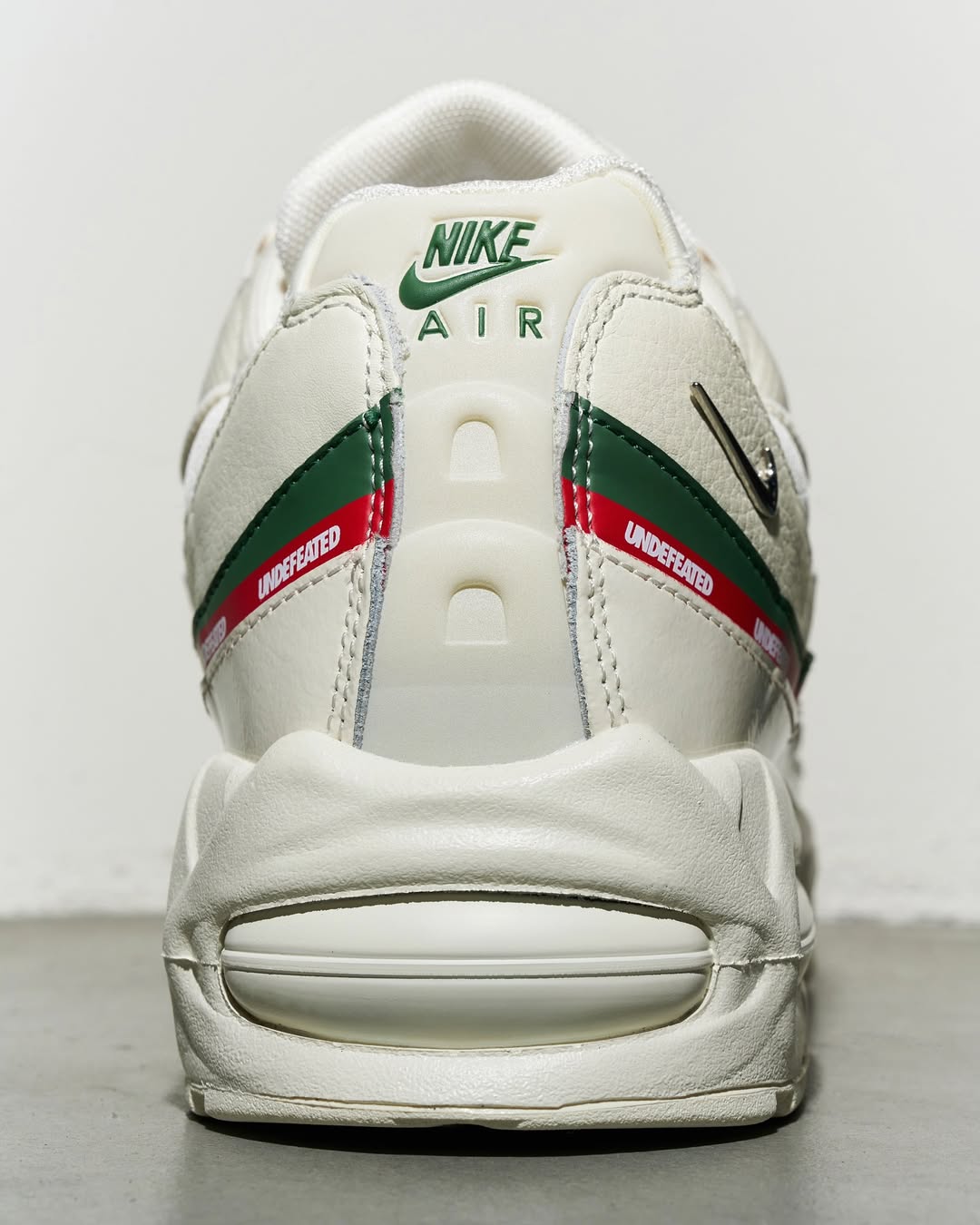 에어맥스 95 x 언디핏 화이트🏳️ 이미지5