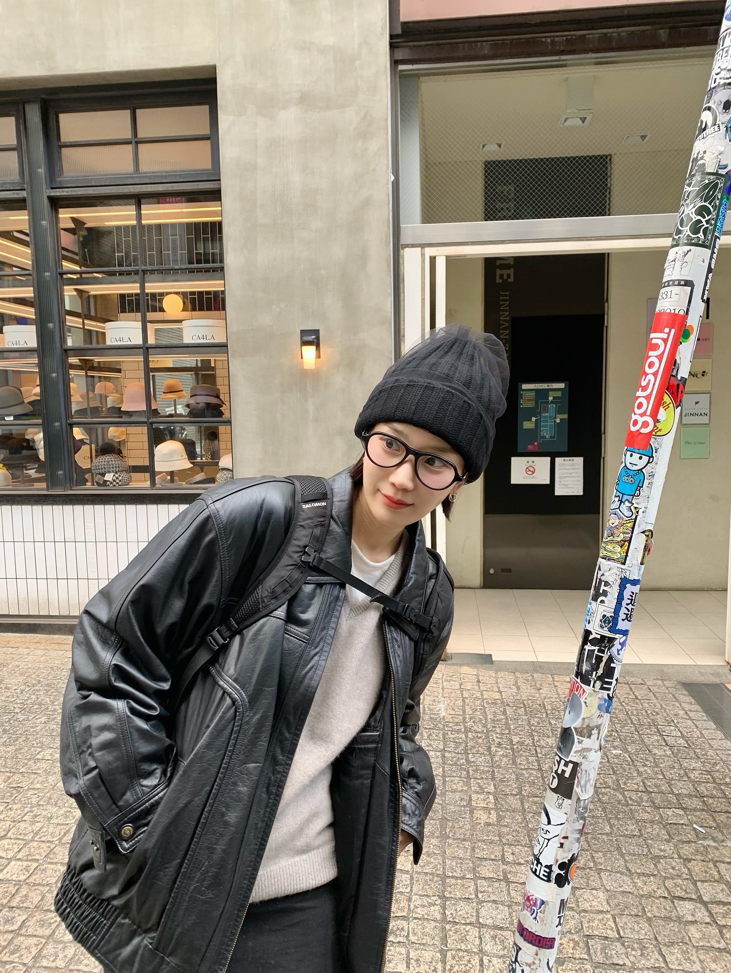 테토녀 완성템😎가죽 재킷
시크하고 세련됨이란 이런 거✨🎶가죽 재킷 뽕뽑아 입어보자 이미지6