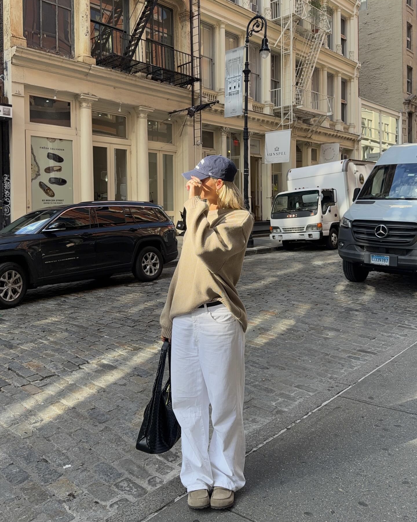 볼캡은 사계절 내내 스타일링 필수☑️
막 써도 예쁜 볼캡 스타일링🧢💫가을 룩에 포인트 주기 딱 좋아 이미지4