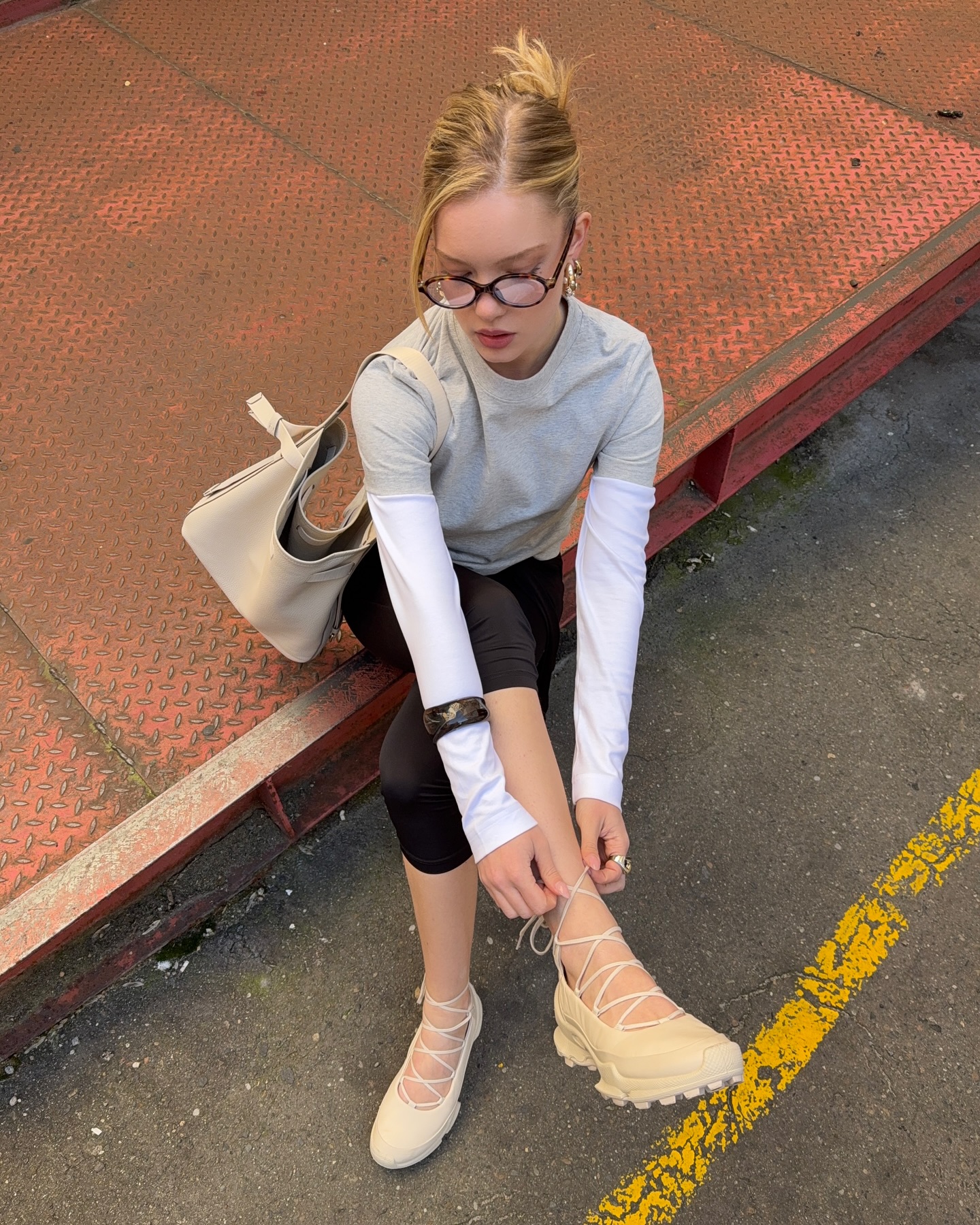 활용도 만점인 기본 중의 기본 무지티🤍 이미지