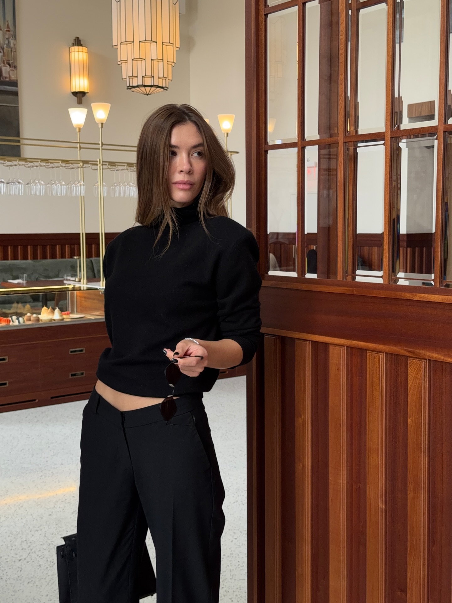 귀찮게 목도리 들고 다닐 필요 없지🤫
목도리 대신 따뜻함은 목폴라 니트 하나로 끝🧶 이미지1