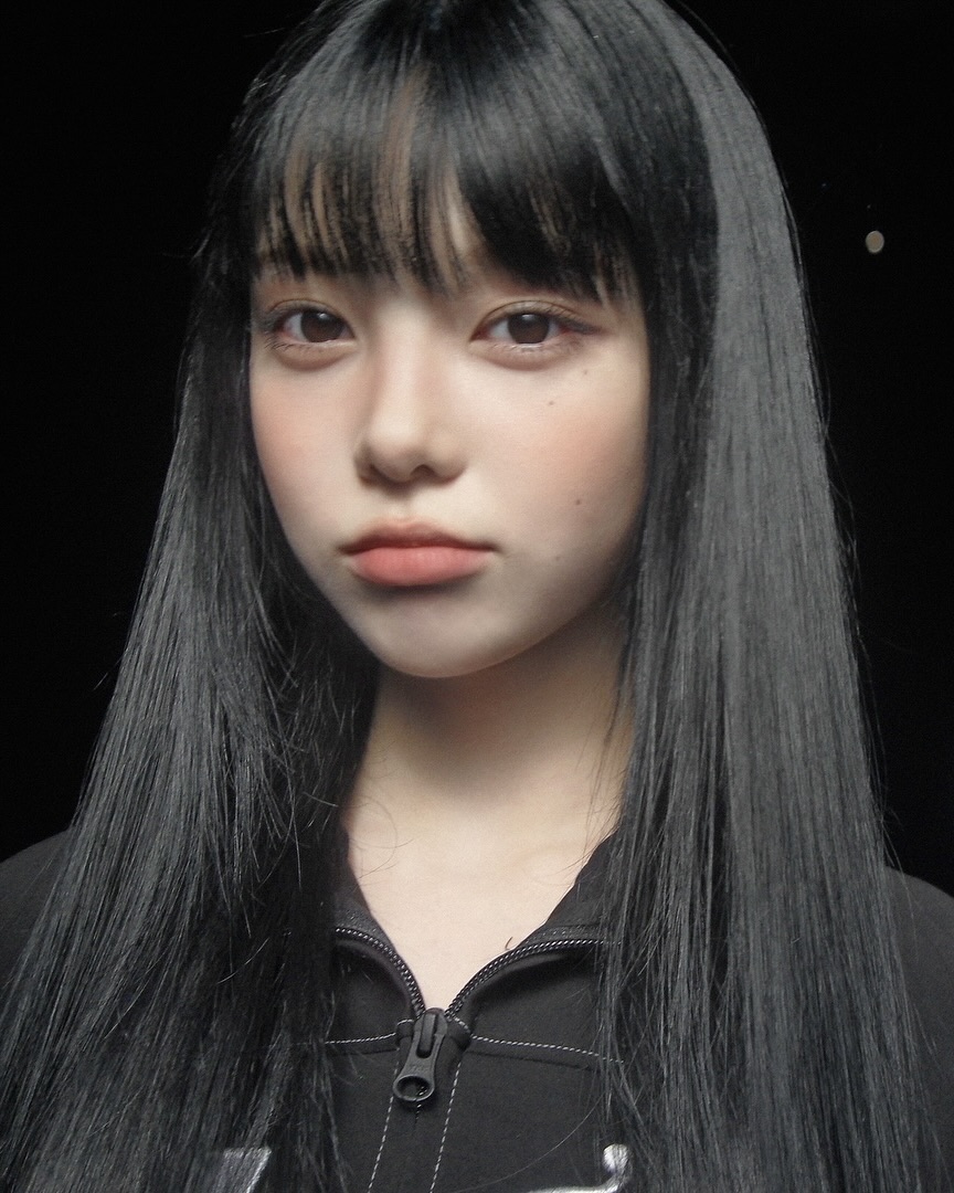 풀뱅 앞머리 여자들이 왜이리 예뻐😳
분위기부터 달라지는 풀뱅 앞머리 어때?💫💓 이미지8