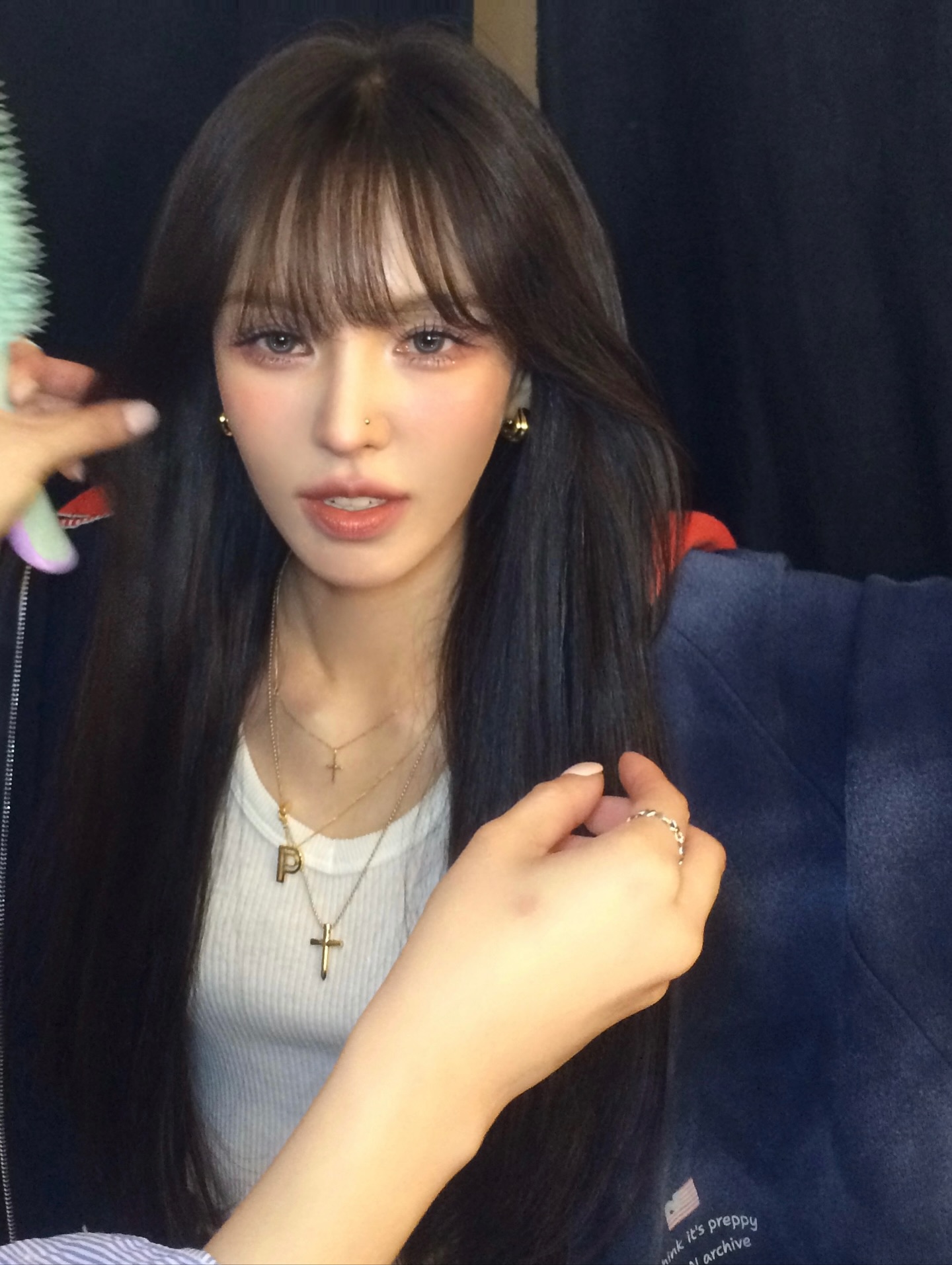 트렌드에 맞춰 목걸이도 겹겹이✨
하나만 할 땐 몰랐던, 고급스러움 2배의 매력을 느껴보자💎🤍 이미지1