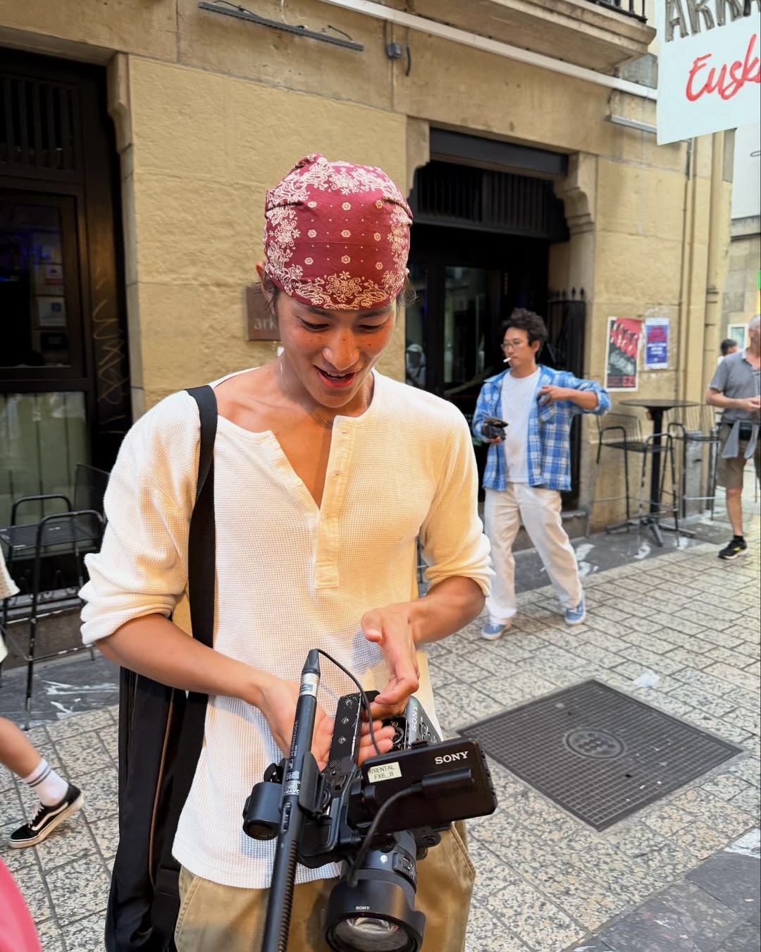 흰 헨리넥은 슬림해야 제맛🔨 이미지8