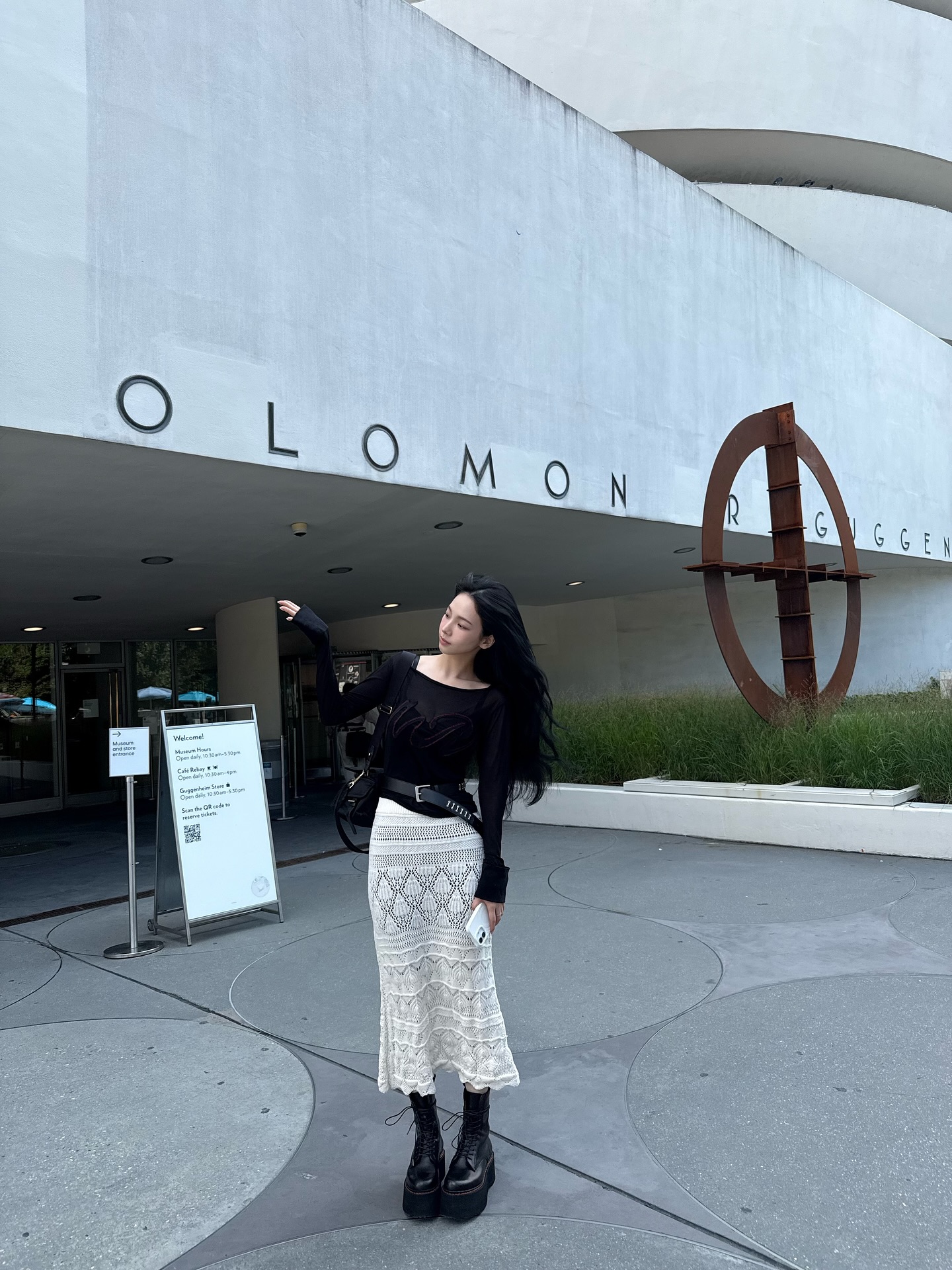 겨울에도 포기 못 하는 롱스커트🤎
치마 입고 싶은 날 분위기 채워줄 롱스커트 코디 모음💫 이미지3