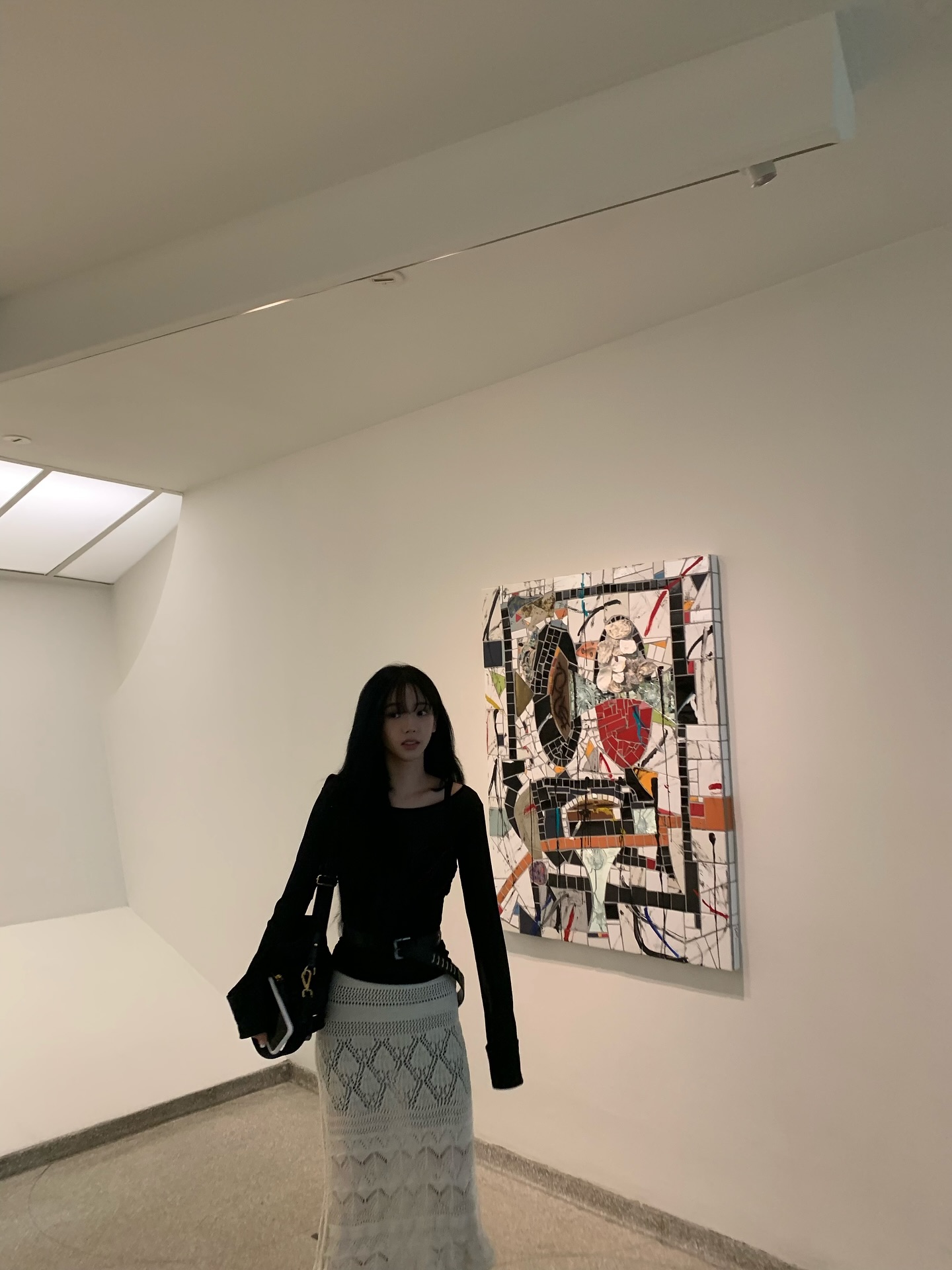 겨울에도 포기 못 하는 롱스커트🤎
치마 입고 싶은 날 분위기 채워줄 롱스커트 코디 모음💫 이미지4