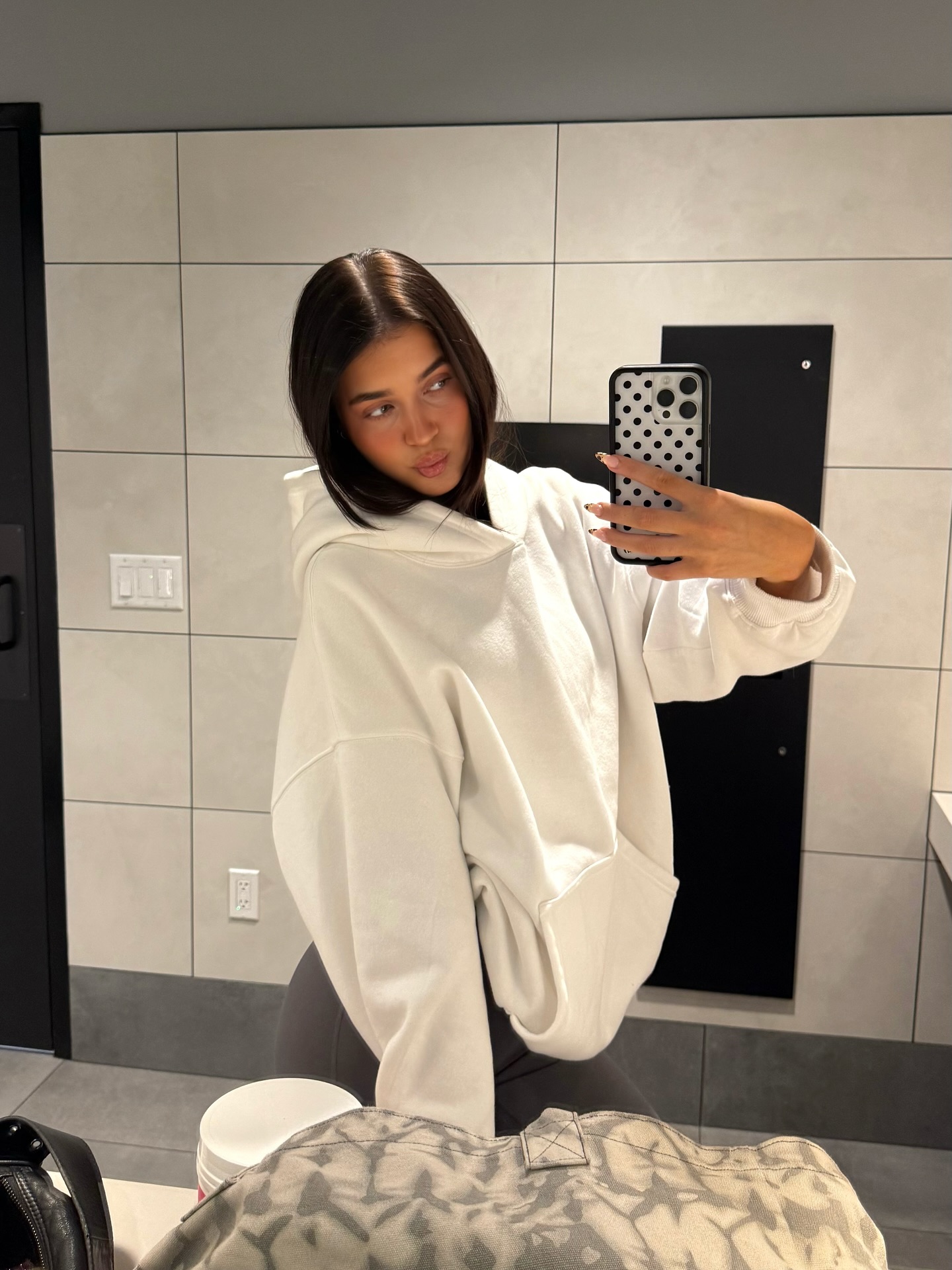 가을엔 후드티만큼 편한 옷 없죠🍂
입는 순간 포근해지는 간절기 필수템 후드티☕️💓 이미지1