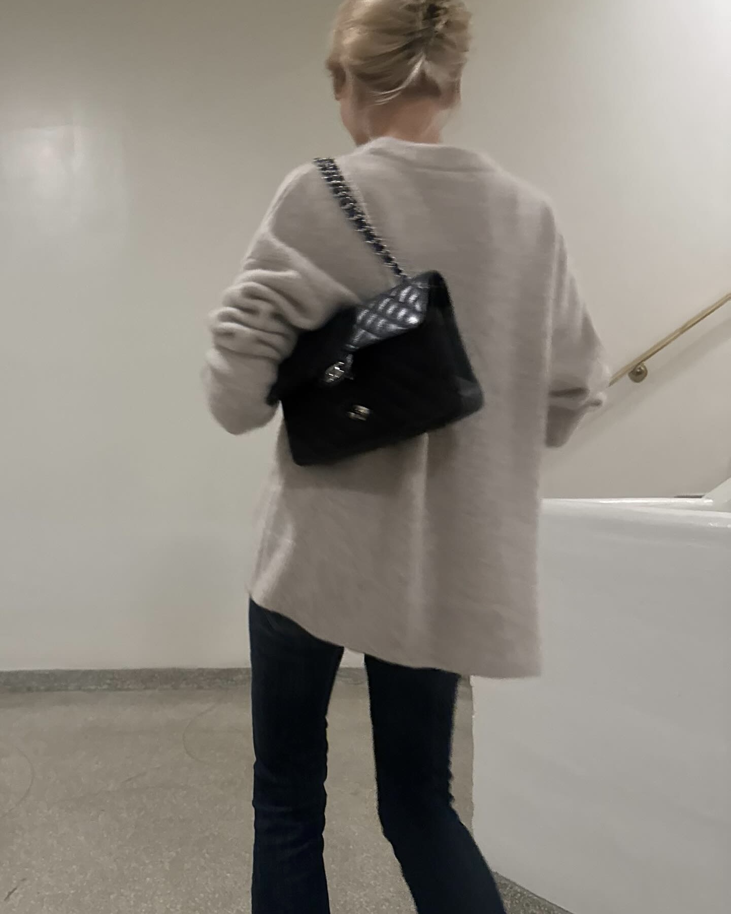 핫걸 필수템? 로우라이즈 팬츠🔥
로우라이즈 안 입으면 손해인 스트레이트 체형👖💡지금 입어봐 이미지5