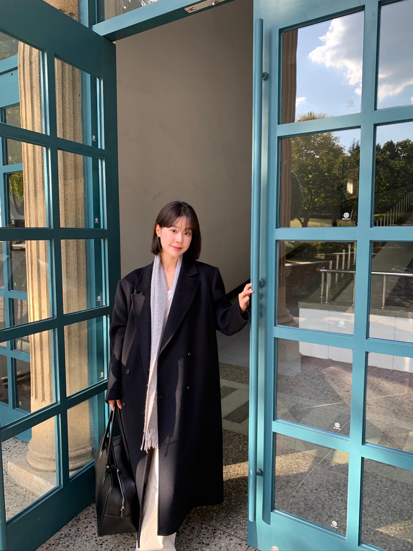 슬슬 코트 모셔와야죠...❄️
감도높은 클래식한 롱코트 코디✨🪄긴겨울 코트로 즐겨보자 이미지7