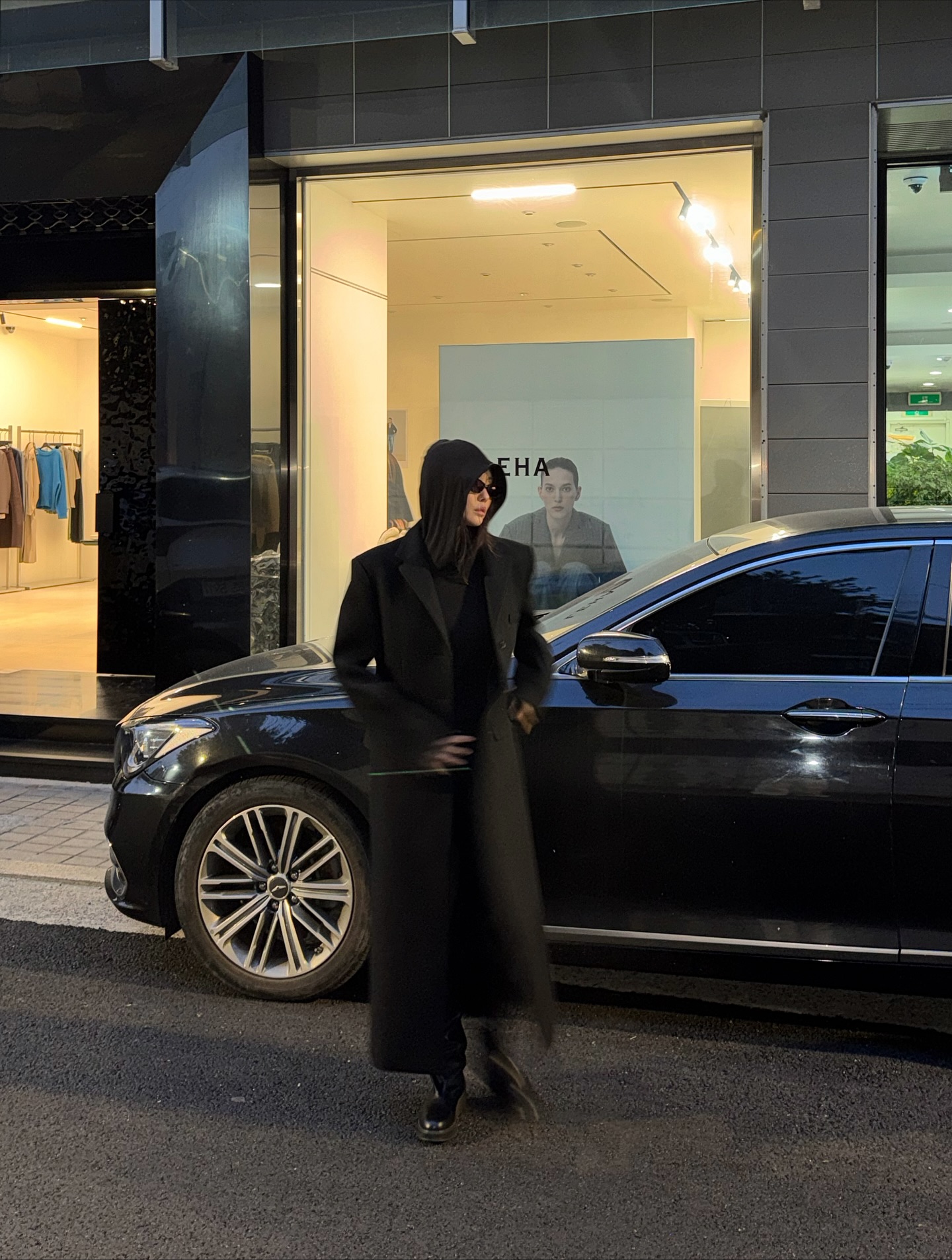 슬슬 코트 모셔와야죠...❄️
감도높은 클래식한 롱코트 코디✨🪄긴겨울 코트로 즐겨보자 이미지3