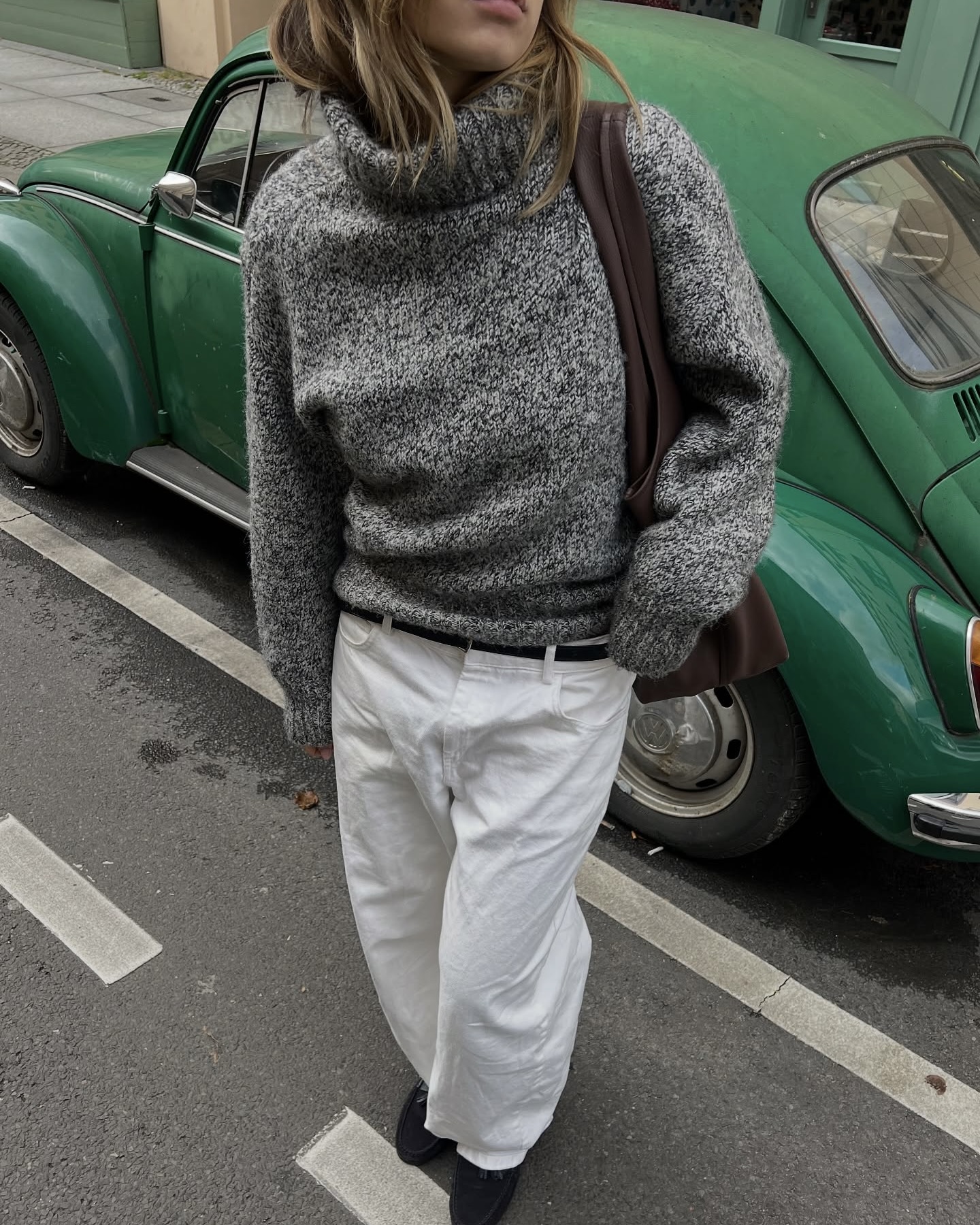 목도리 대신, 목폴라 하나면 충분💡
추운 날씨엔 목도리 대신 두꺼운 목폴라 니트를 입어보자🧶🪄 이미지5