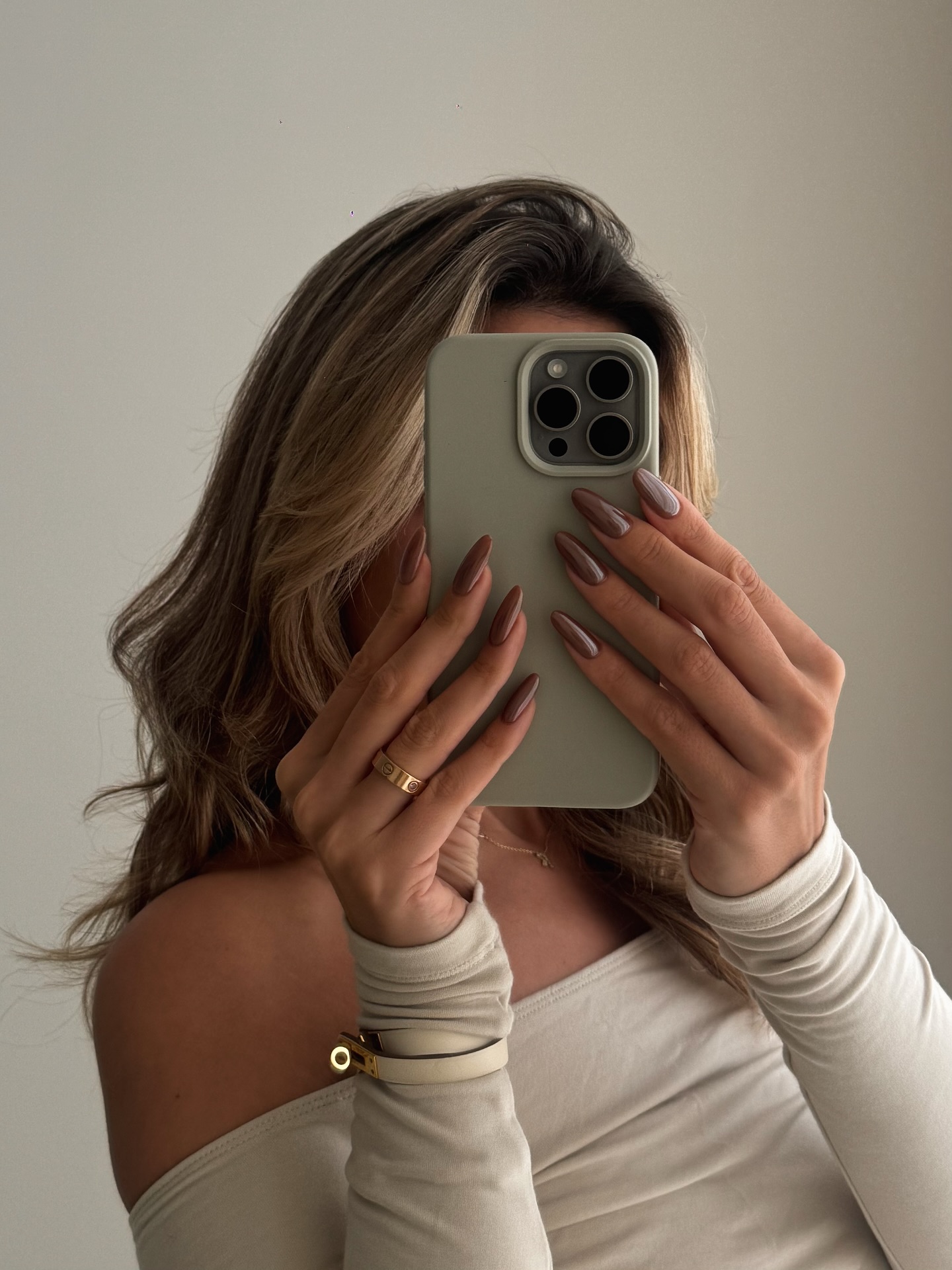 원컬러 네일이 예쁜 탓일까🤔
요즘엔 원컬러 네일만 보여👀🎀 이미지4