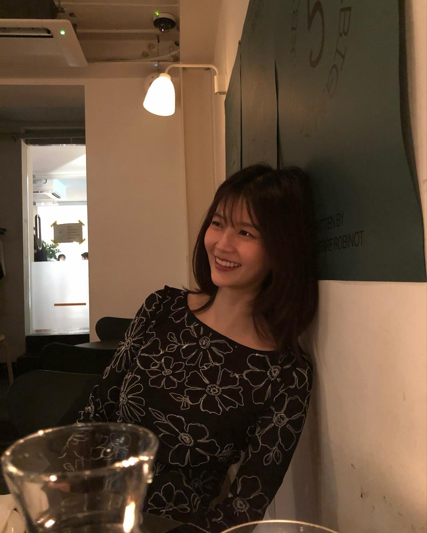 거지존 탈출은 레이어드 중단발💇‍♀️
가볍게 떨어지는 레이어드로 헤어스타일 변신 완성💖 이미지5