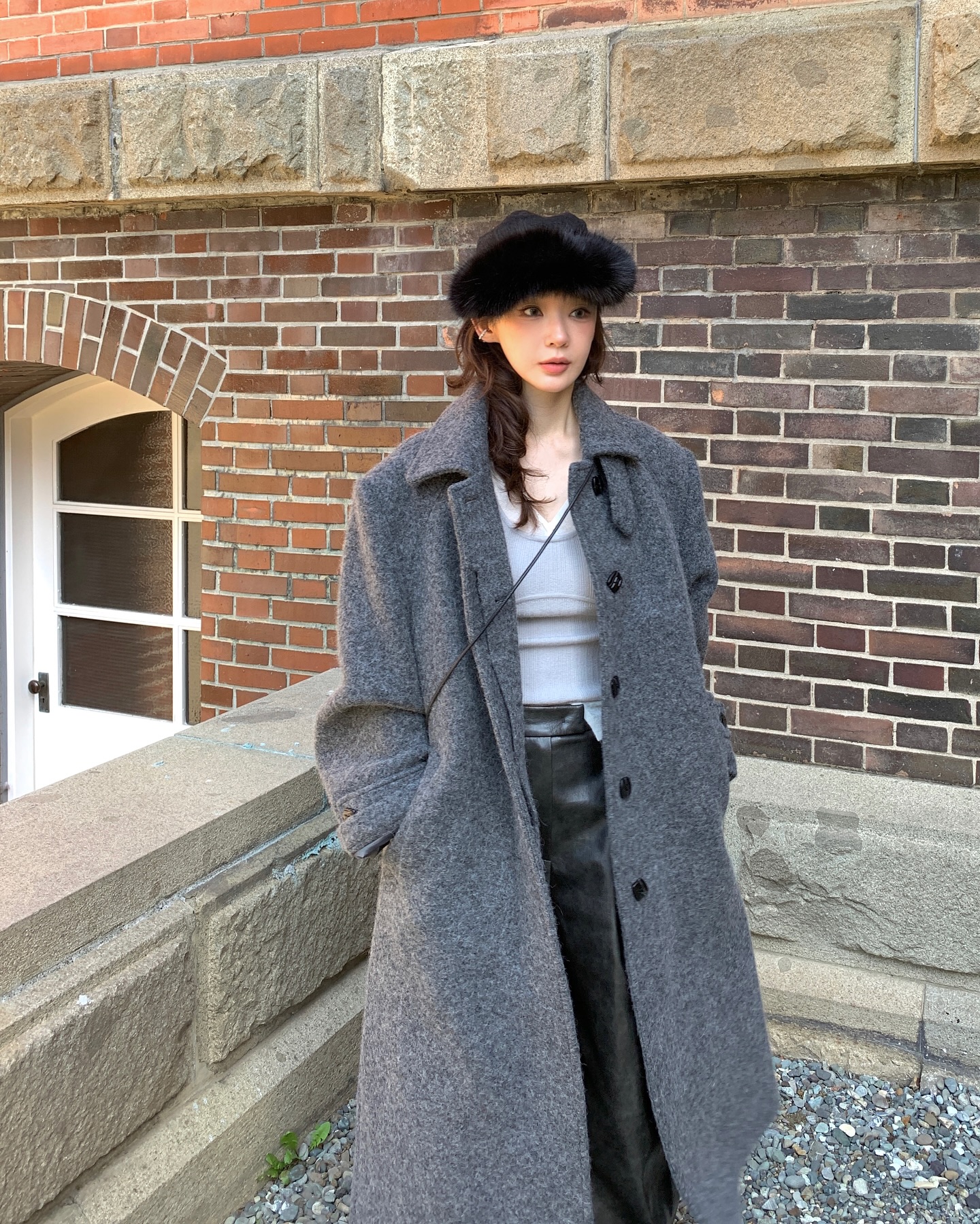 겨울마다 꺼내 입는 아우터🤎
후드에도 니트에도 찰떡인 롱코트🧣☕️ 이미지5