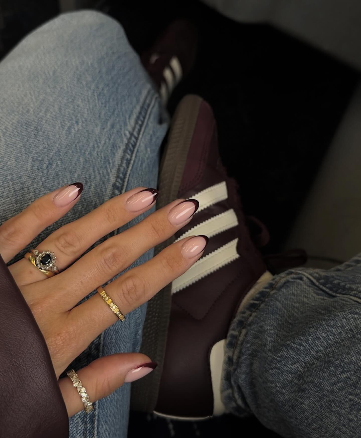 질리지 않는 미니멀한 프렌치 네일💅🏻
계절 타지 않는 클래식한 프렌치 네일로 기분 전환해 보자🤍✨ 이미지2