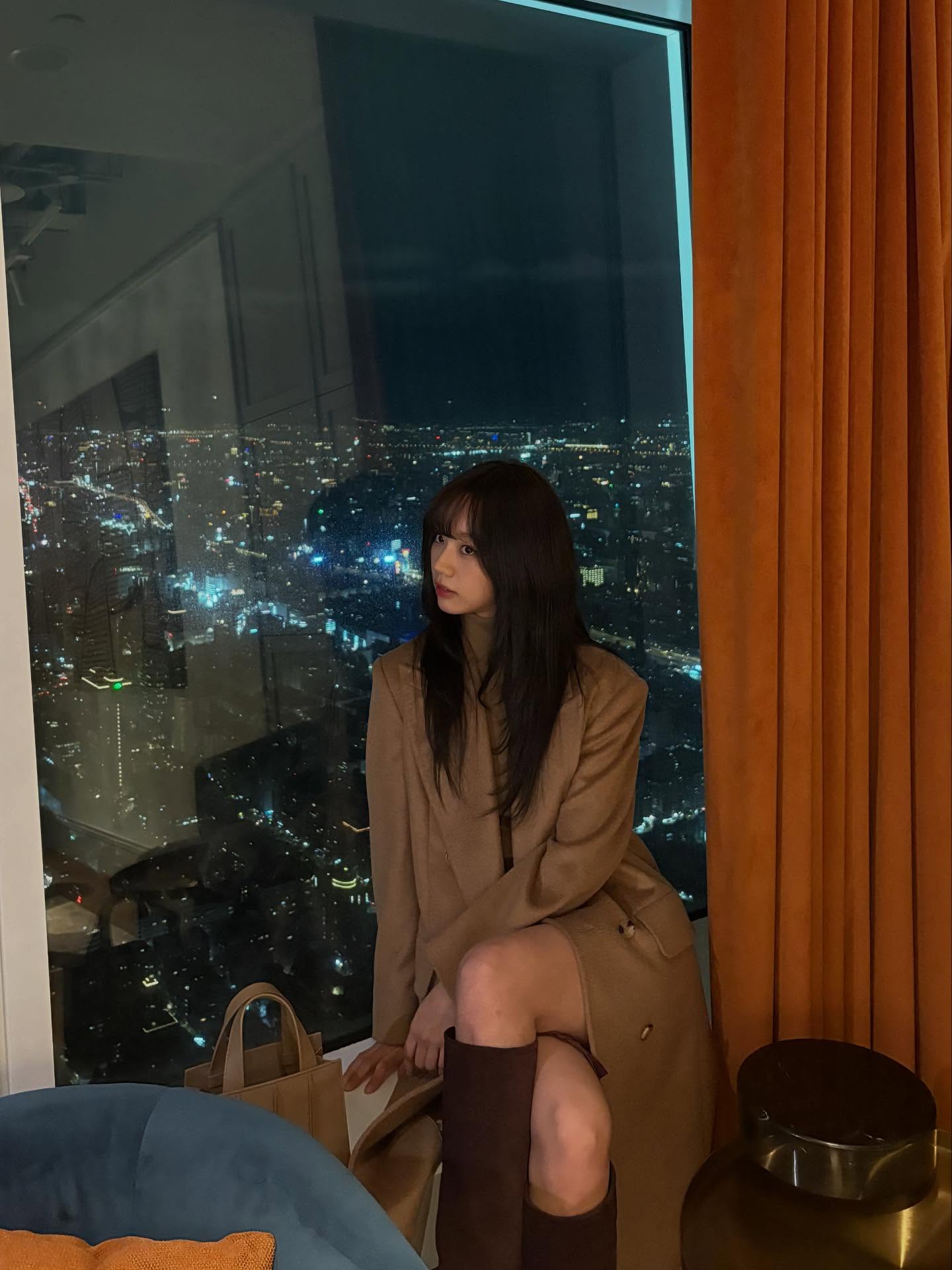 부츠 없는 겨울? 상상도 못해💭
세상 예뻐 보이는 롱부츠👢✨연말까지 분위기 꽉 잡아보자! 이미지3