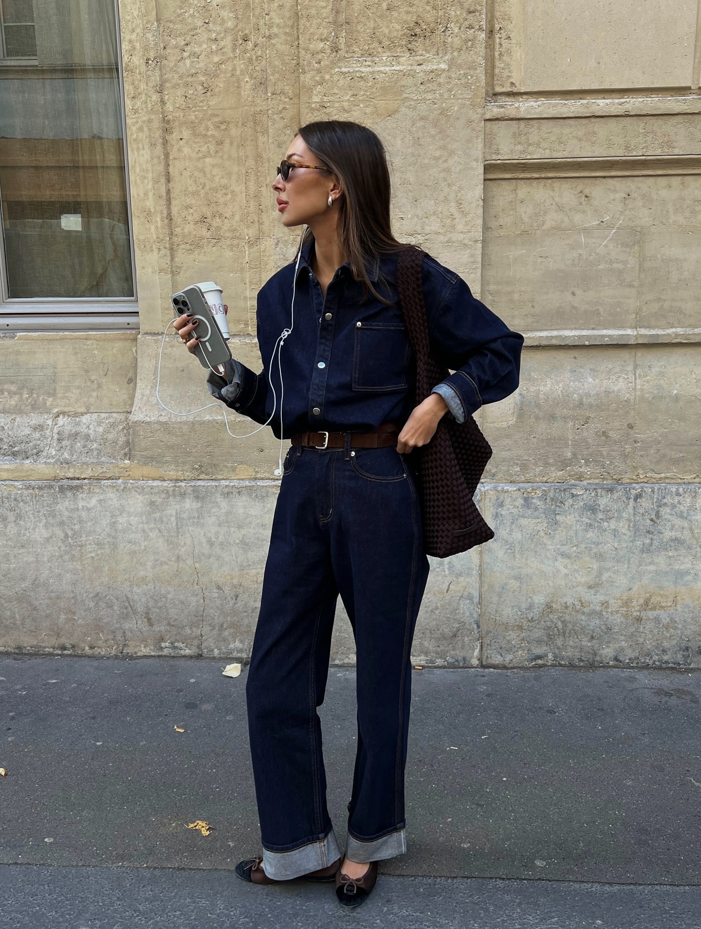 센스있는 데일리 포인트?롤업이지💙
데님 끝단 살짝 접는 순간👖💫밋밋한 룩에 포인트가 살아나요 이미지7