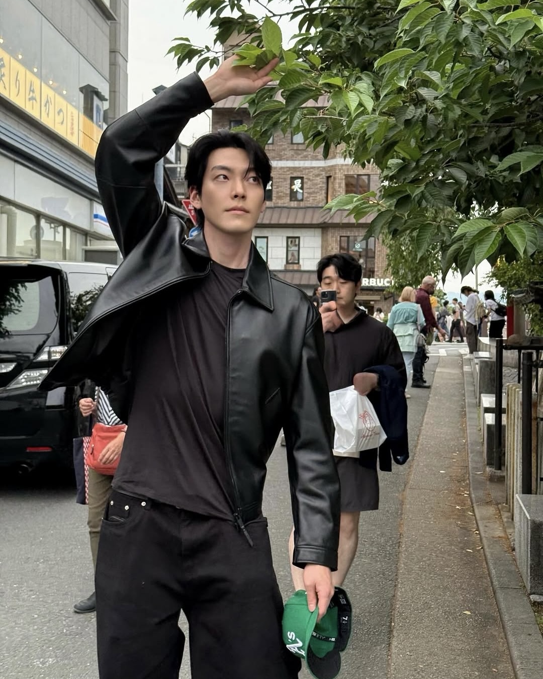 간편하게 레더집업 툭👀 이미지5