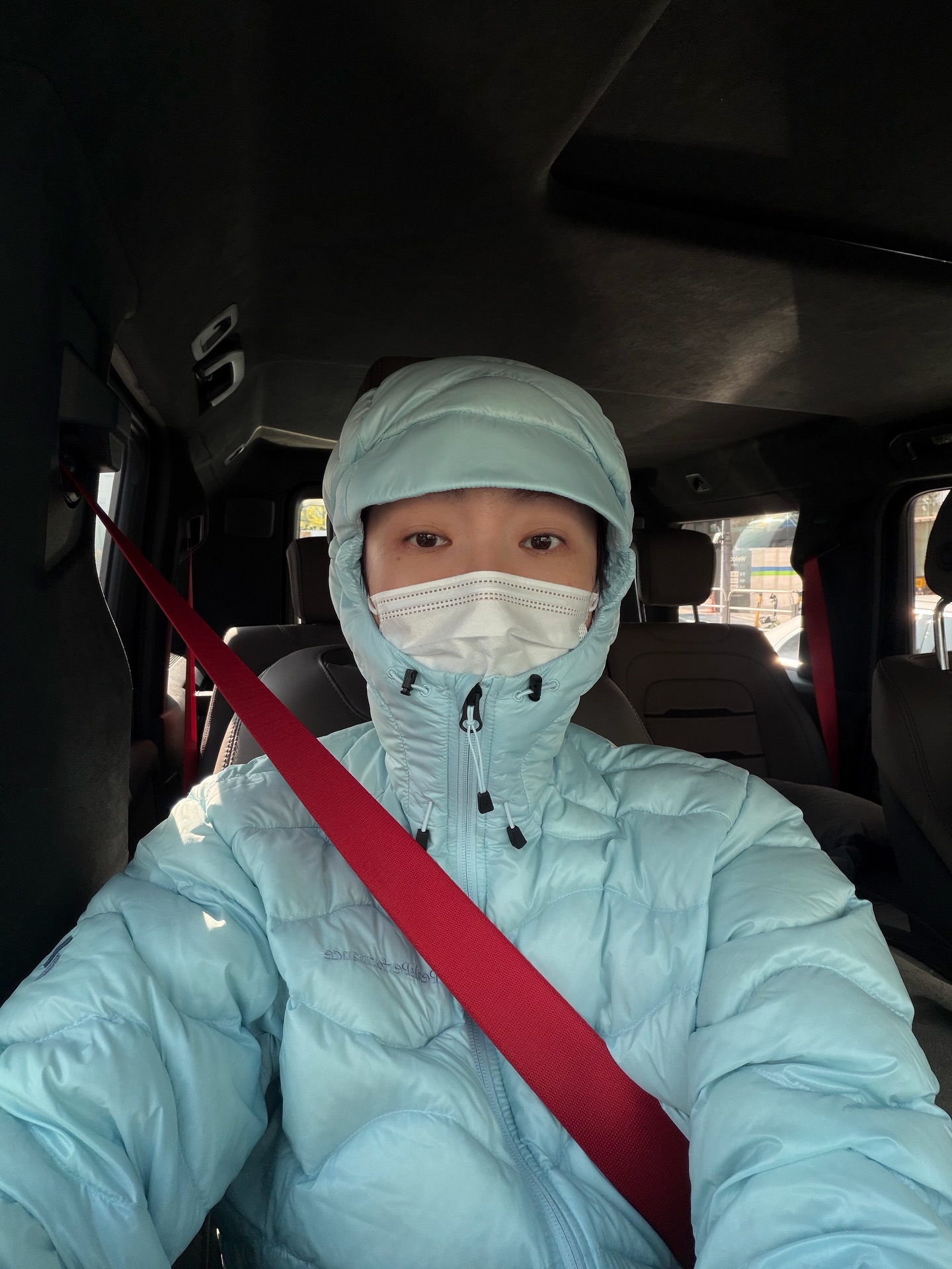 무거운 건 이제 그만✋
가볍고 따뜻한 경량 패딩으로 겨울 준비 완료🧤❄️ 이미지6