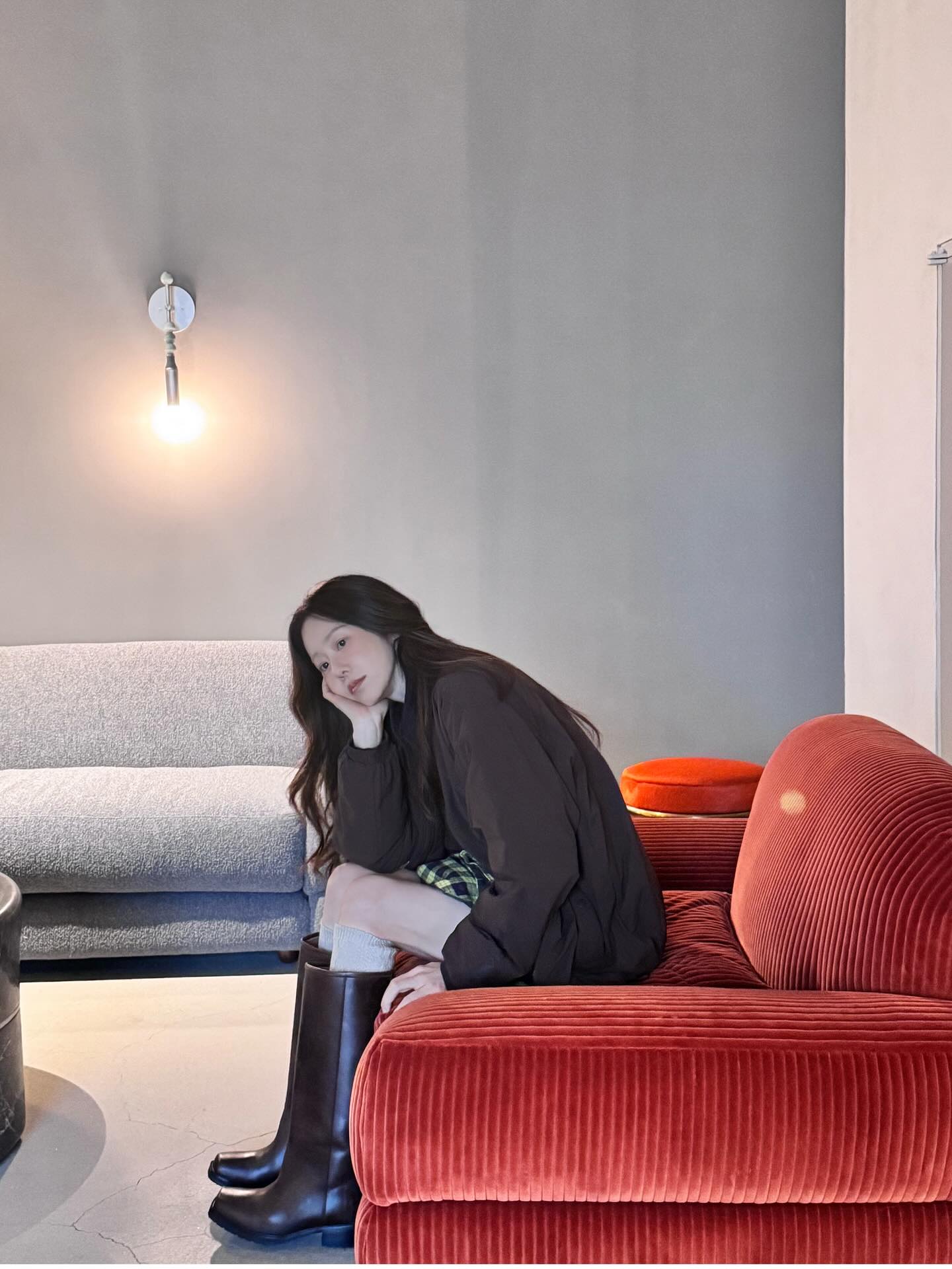 부츠 없는 겨울? 상상도 못해💭
세상 예뻐 보이는 롱부츠👢✨연말까지 분위기 꽉 잡아보자! 이미지1