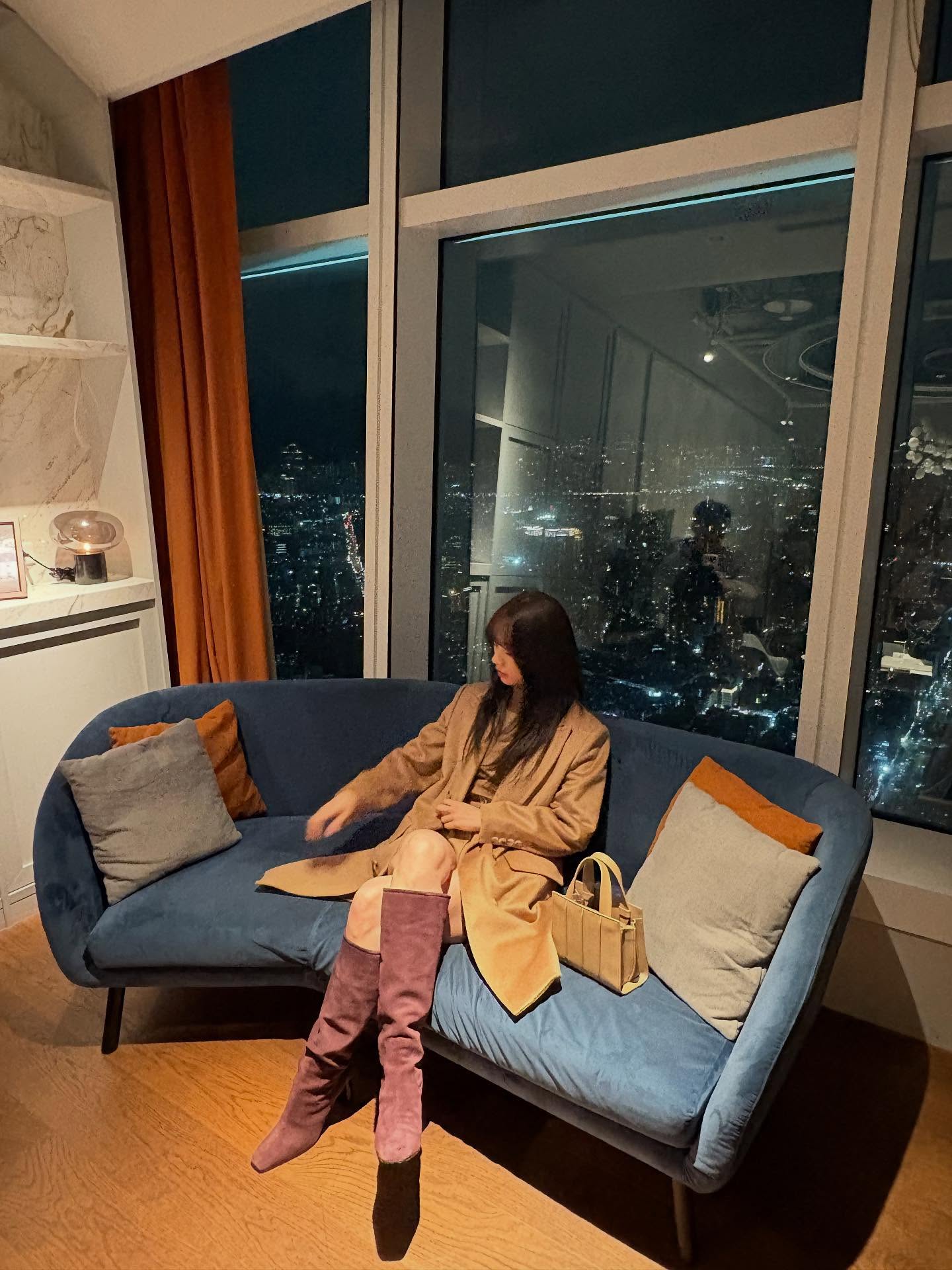 부츠 없는 겨울? 상상도 못해💭
세상 예뻐 보이는 롱부츠👢✨연말까지 분위기 꽉 잡아보자! 이미지4