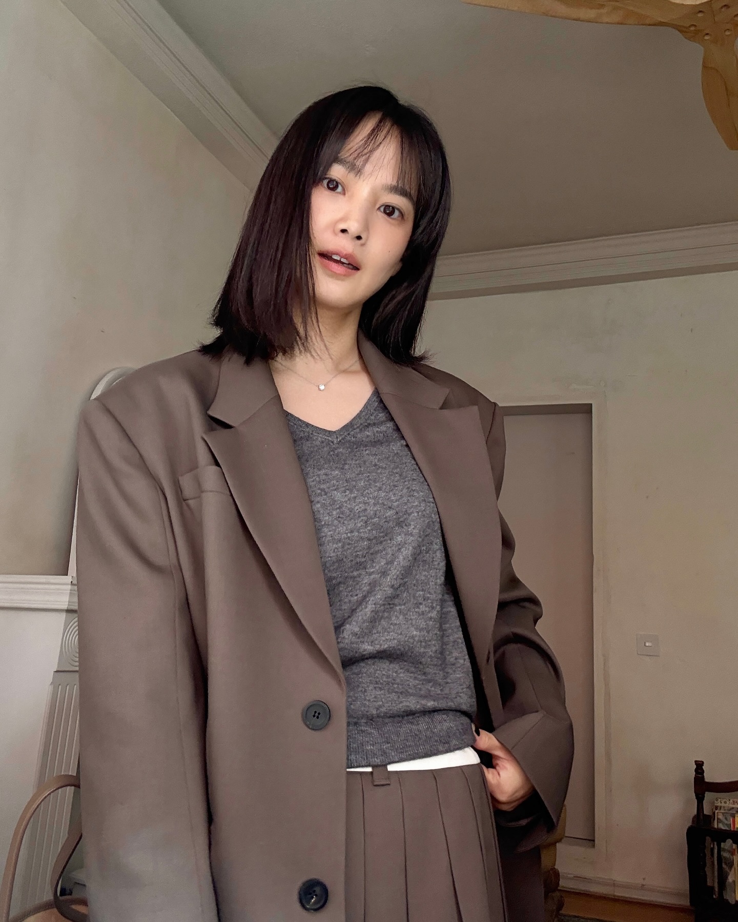 예쁜 여자들의 공통점은 앞머리💓
분위기를 바꾸는 가장 쉬운 방법으로 스타일 변신💇‍♀️🤍
 이미지6