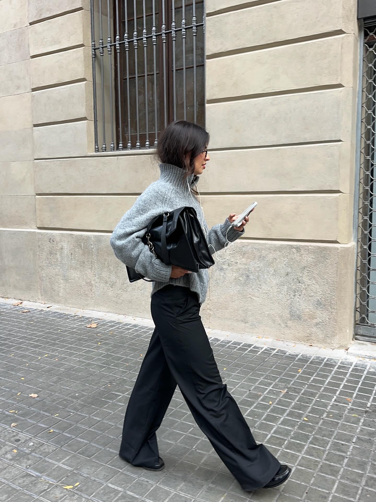 니트 집업 때문에 추워지길 바랬어❄️
포근하고 따뜻한 니트 집업으로 겨울 준비 미리미리 하자🧶✅ 이미지1