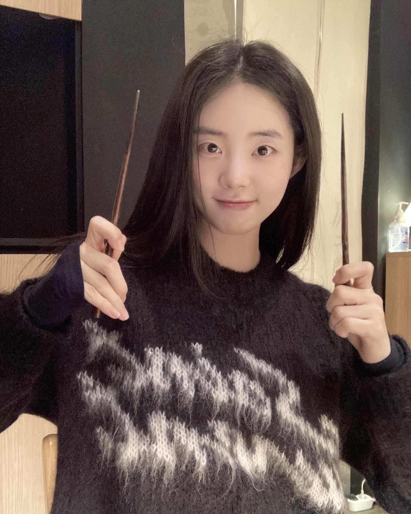 겨울 준비는 앙고라 니트부터🫧
폭닥폭닥 여리핏 앙고라 니트로🧶🤍 겨울엔 1.5배 더 예쁘게 입자 이미지7