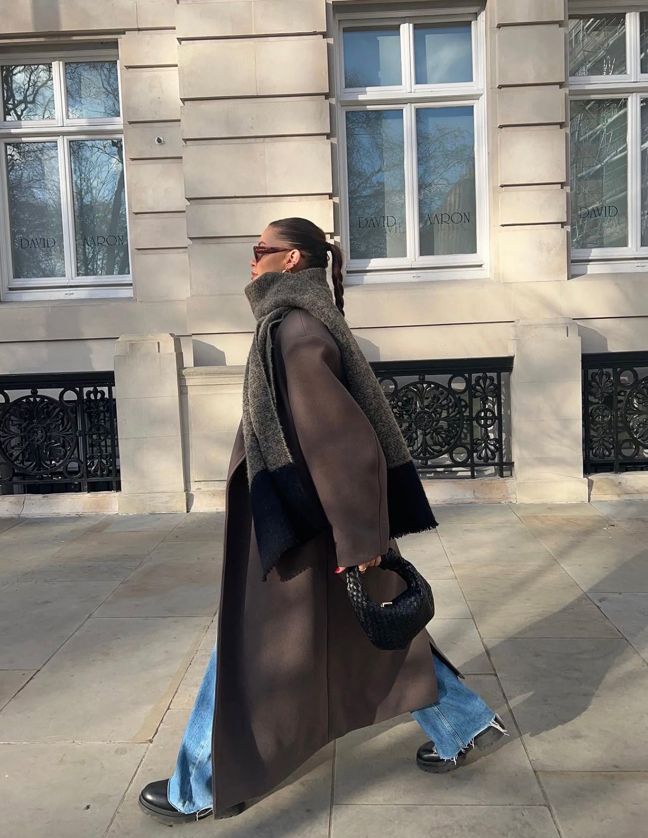 어떤 색 목도리를 둘러볼까?🧣
룩과 비슷한 톤온톤 목도리로 센스 있게 마무리해 봐🤍✨ 이미지7