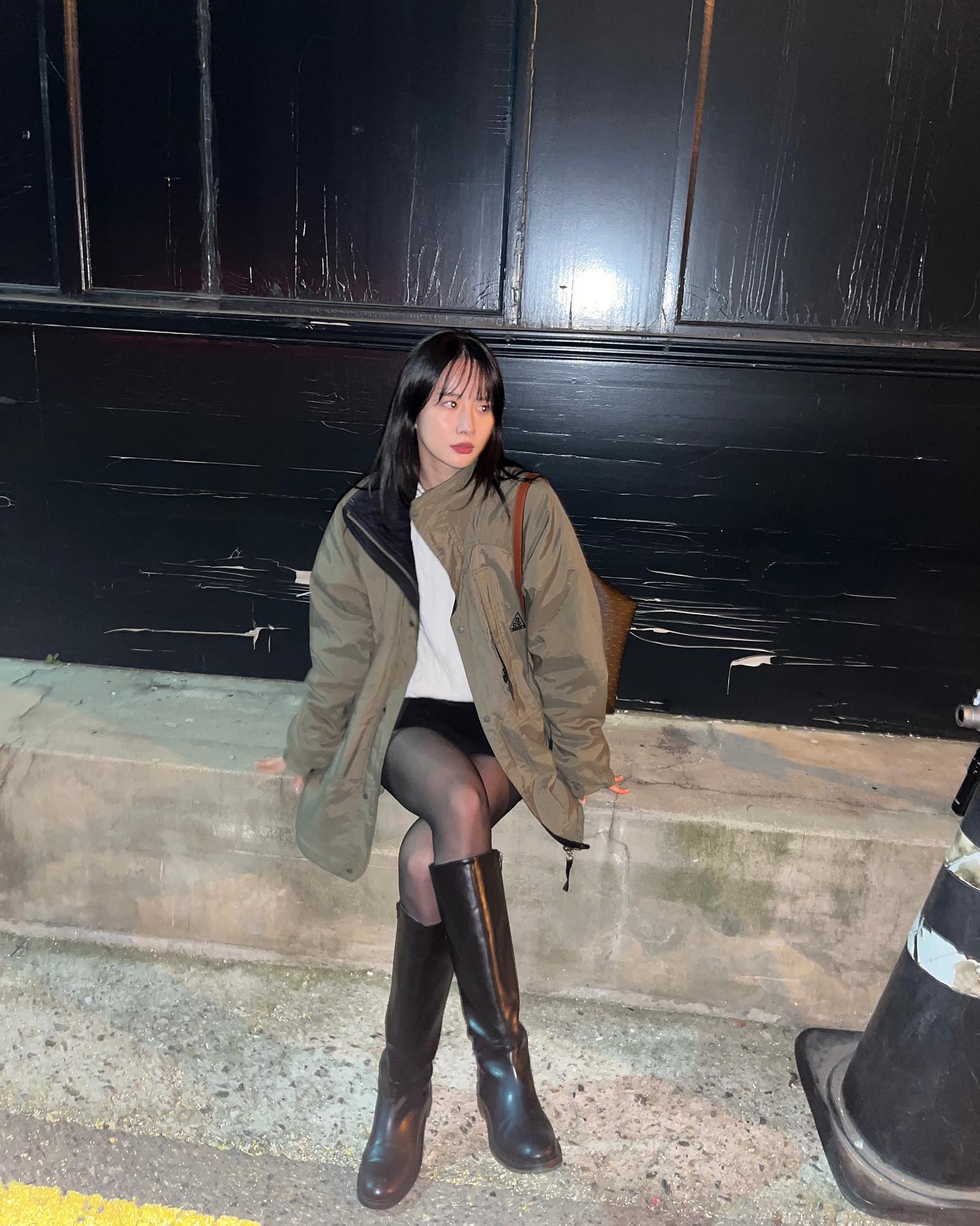 노출 없이도 분위기 있는 스타킹😎
은은하게 비치는 스타킹으로 시크하게 다리라인 정리 완료✨🐈‍⬛ 이미지7