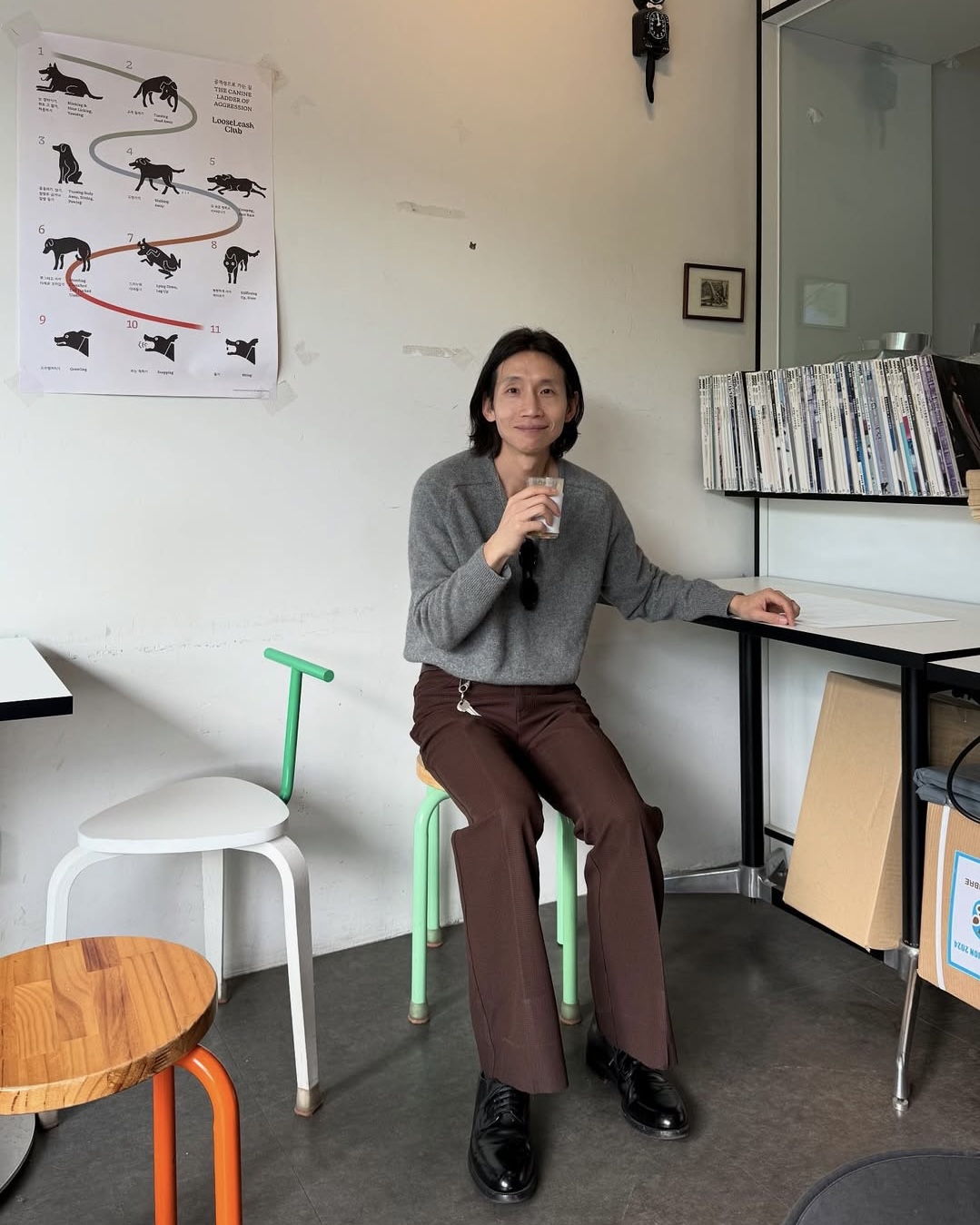 봉태규의 브라운팬츠 활용법🌰 이미지1