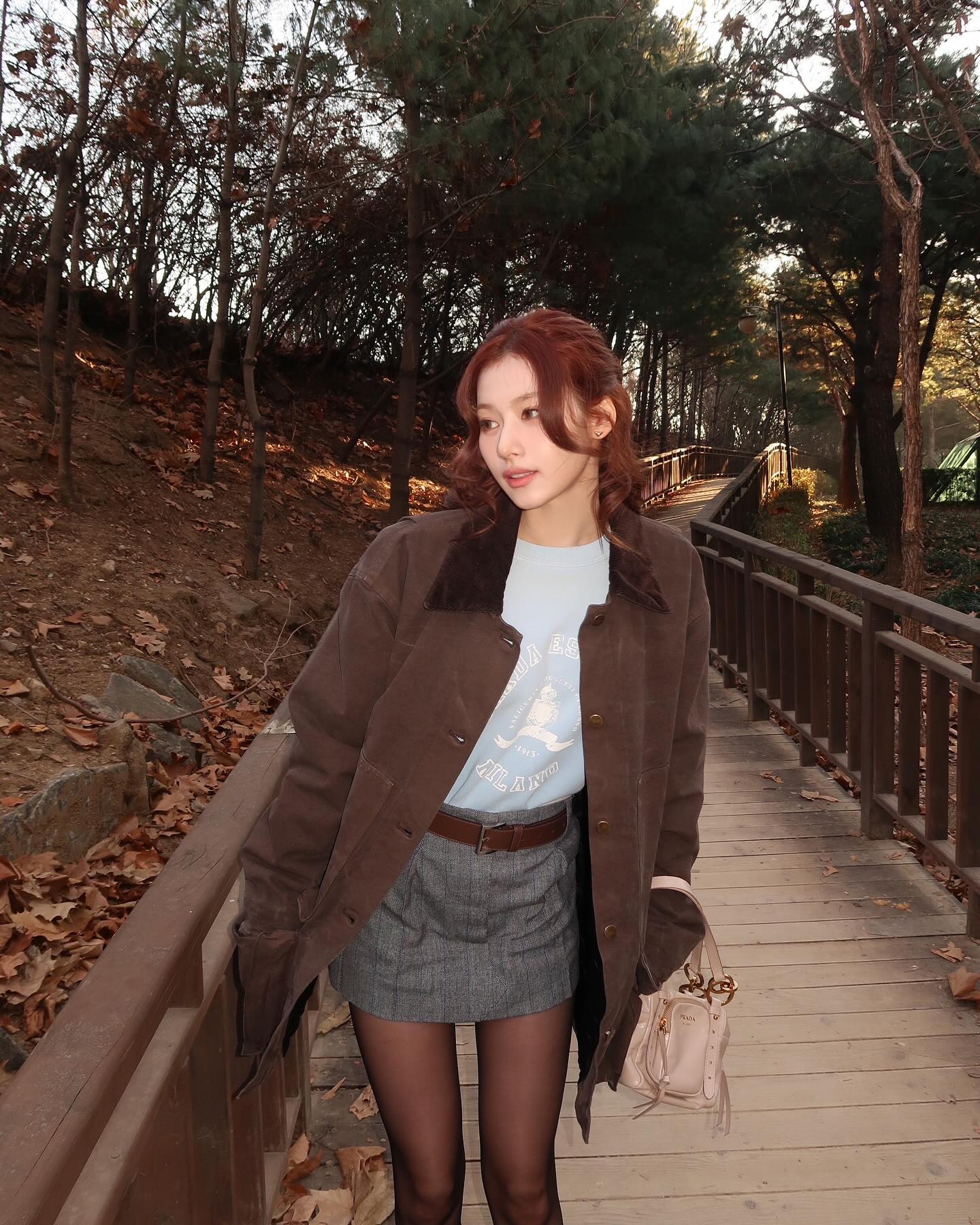 노출 없이도 분위기 있는 스타킹😎
은은하게 비치는 스타킹으로 시크하게 다리라인 정리 완료✨🐈‍⬛ 이미지5