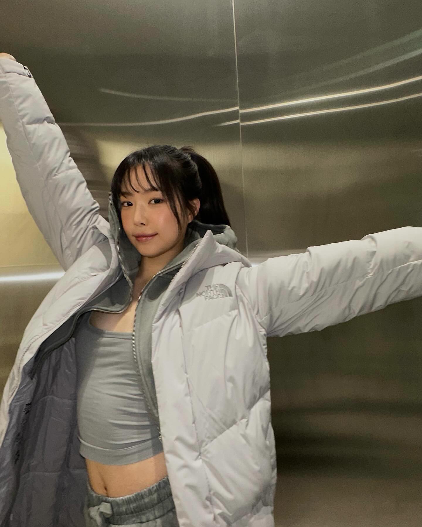 겨울 아우터 중 제일 따뜻한 패딩🤍
가볍고 따뜻하게, 올겨울엔 이것만 입어도 돼❄️☃️ 이미지7