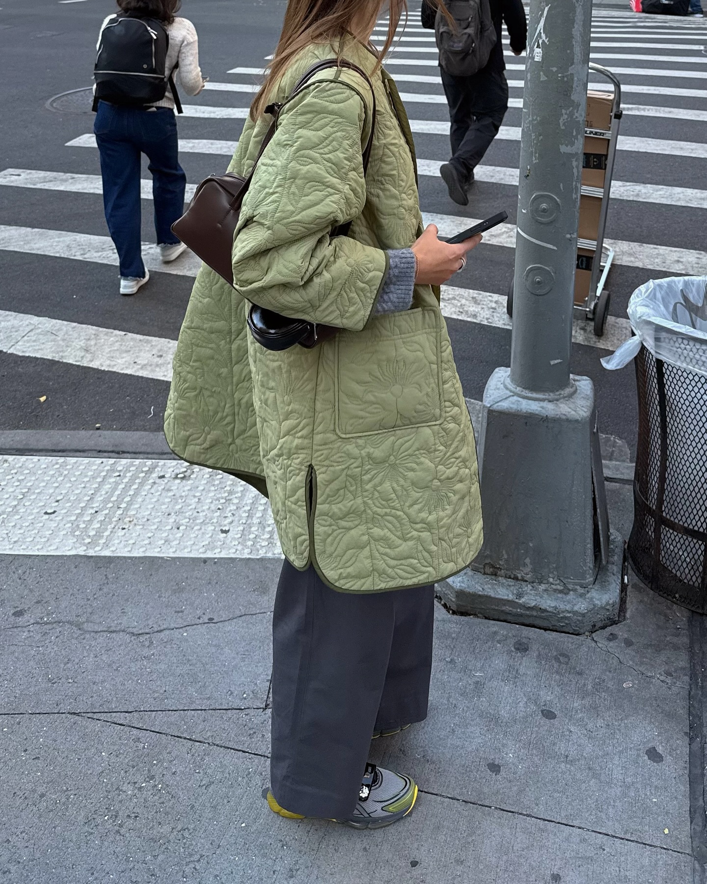 부함은 덜고, 따뜻함은 더한 퀼팅🔥
단독으로도, 아우터 이너로도 입기 좋은 퀼팅 재킷 장만하자🛒💚 이미지1