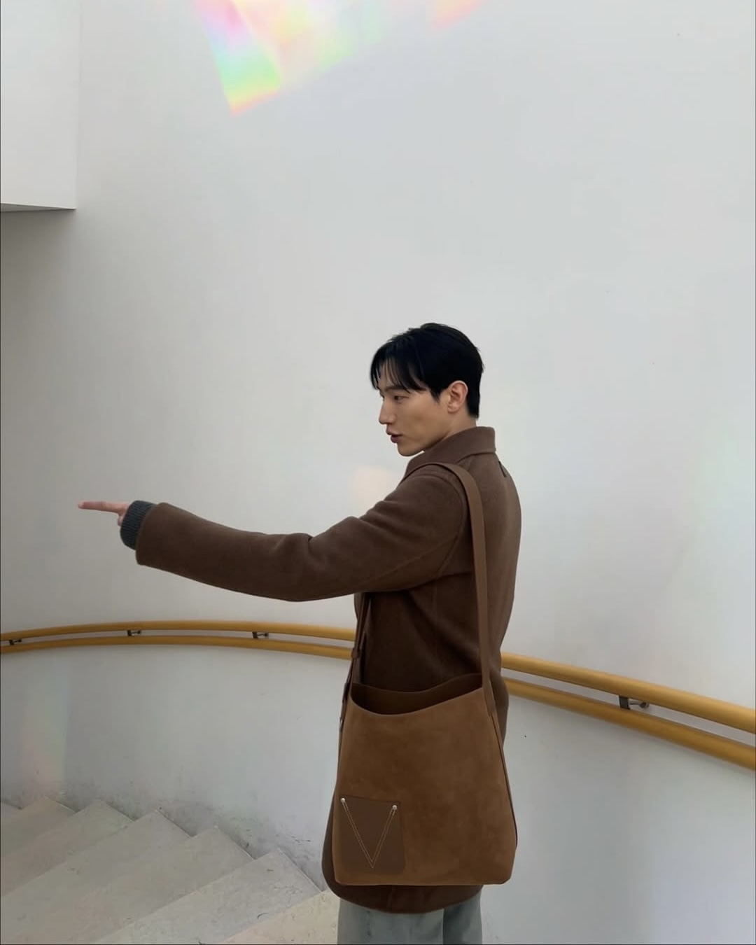 가을 필수템 스웨이드백🧳 이미지4