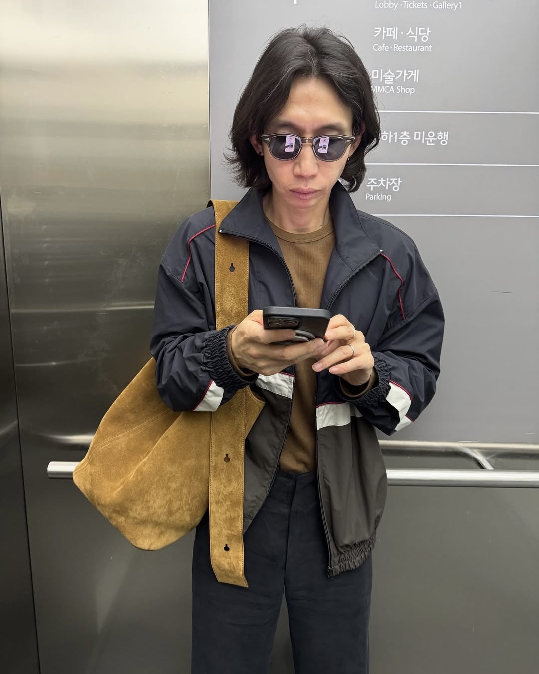 가을 필수템 스웨이드백🧳 이미지1