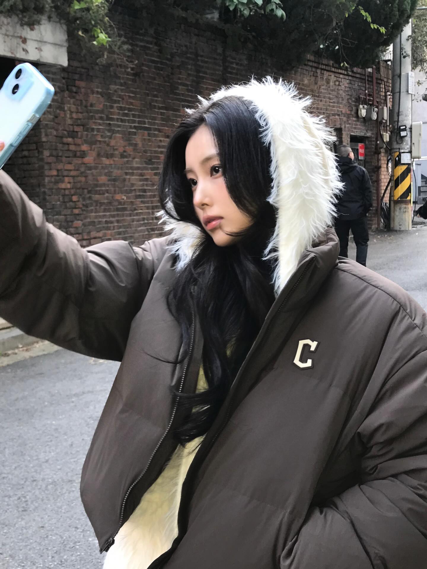 겨울 아우터 중 제일 따뜻한 패딩🤍
가볍고 따뜻하게, 올겨울엔 이것만 입어도 돼❄️☃️ 이미지6