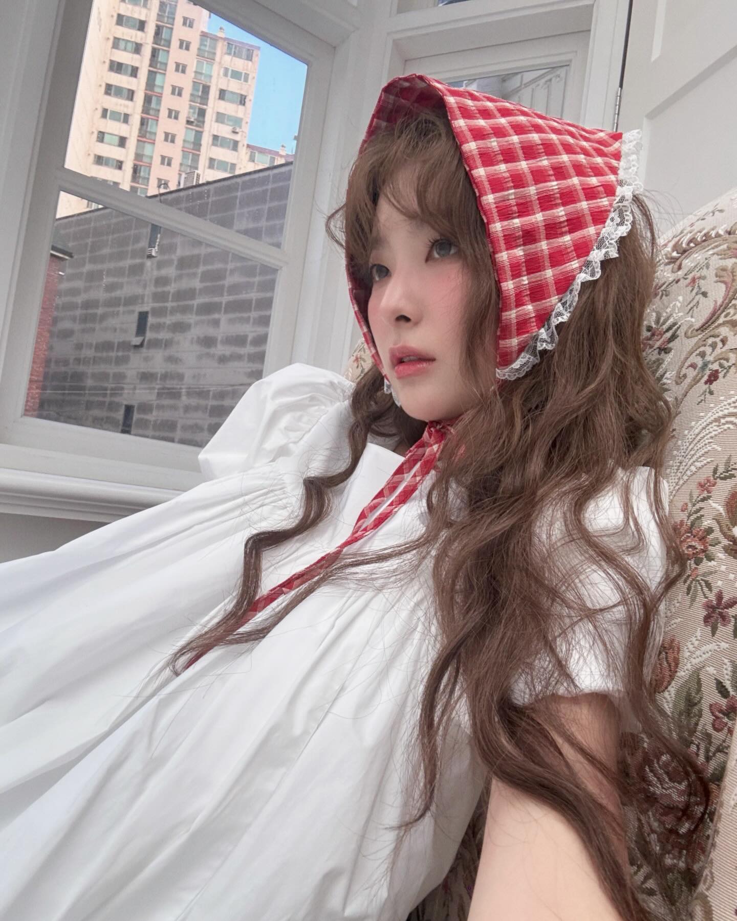 머리 손질 귀찮을 땐 파마🌀
아침 준비 시간을 확 줄여주는 스타일링 비법☕️ 이미지6